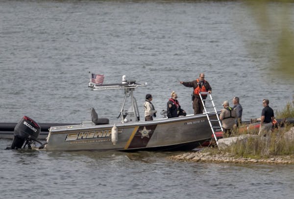 Washington County law enforcement continued the search for a small airplane that went down in the Mississippi River in the southeast metro near Grey C