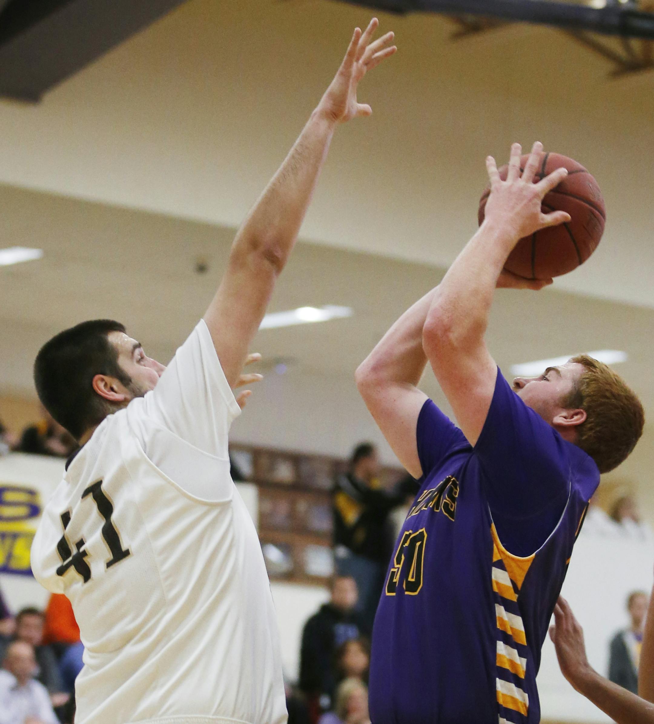 At Chaska H.S. in a game against Apple Valley, Brock Bertram of Apple Valley(41) goes for a block against Luke Roskam(50).]Richard Tsong-Taatarii/rtsong-taatarii@startribune.com
