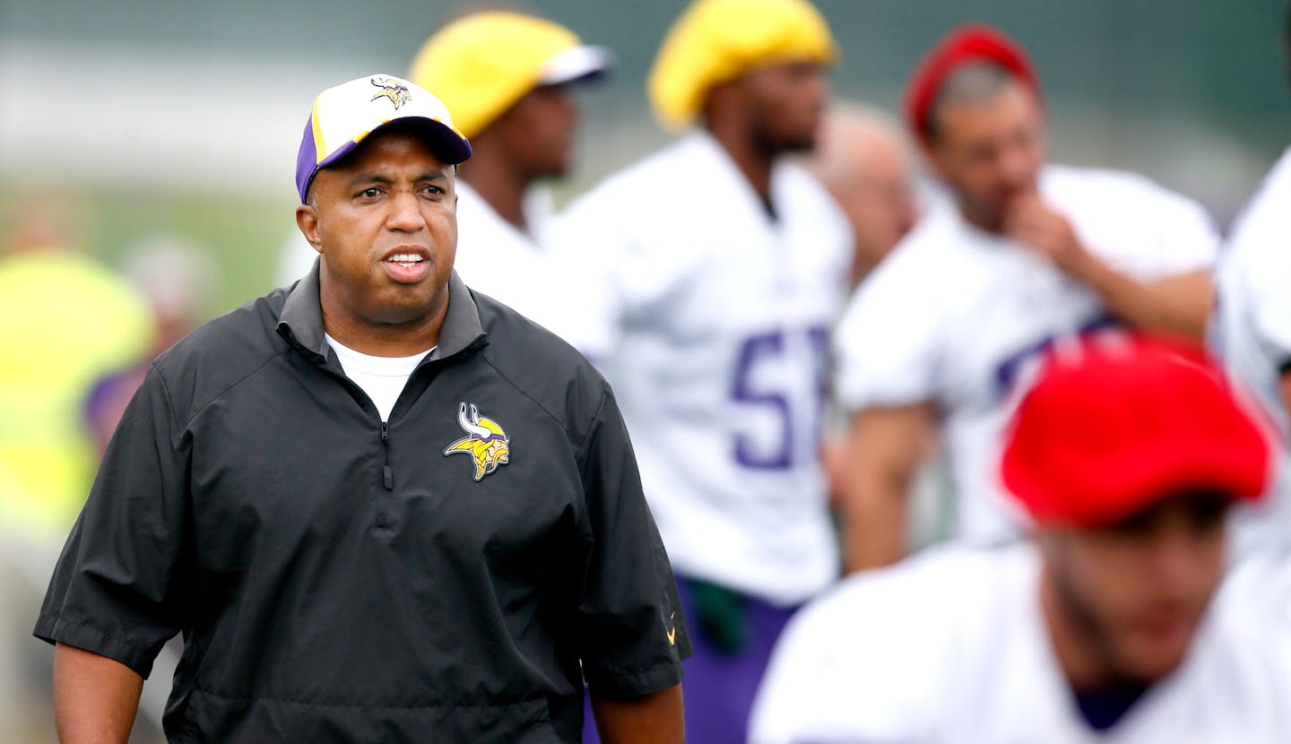 Vikings defensive coordinator George Edwards