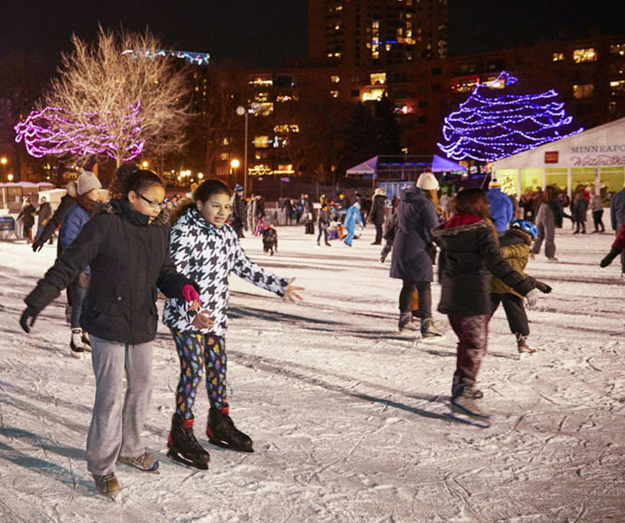 DUSTY HOSKOVEC
Minneapolis WinterSkate in Loring Park.