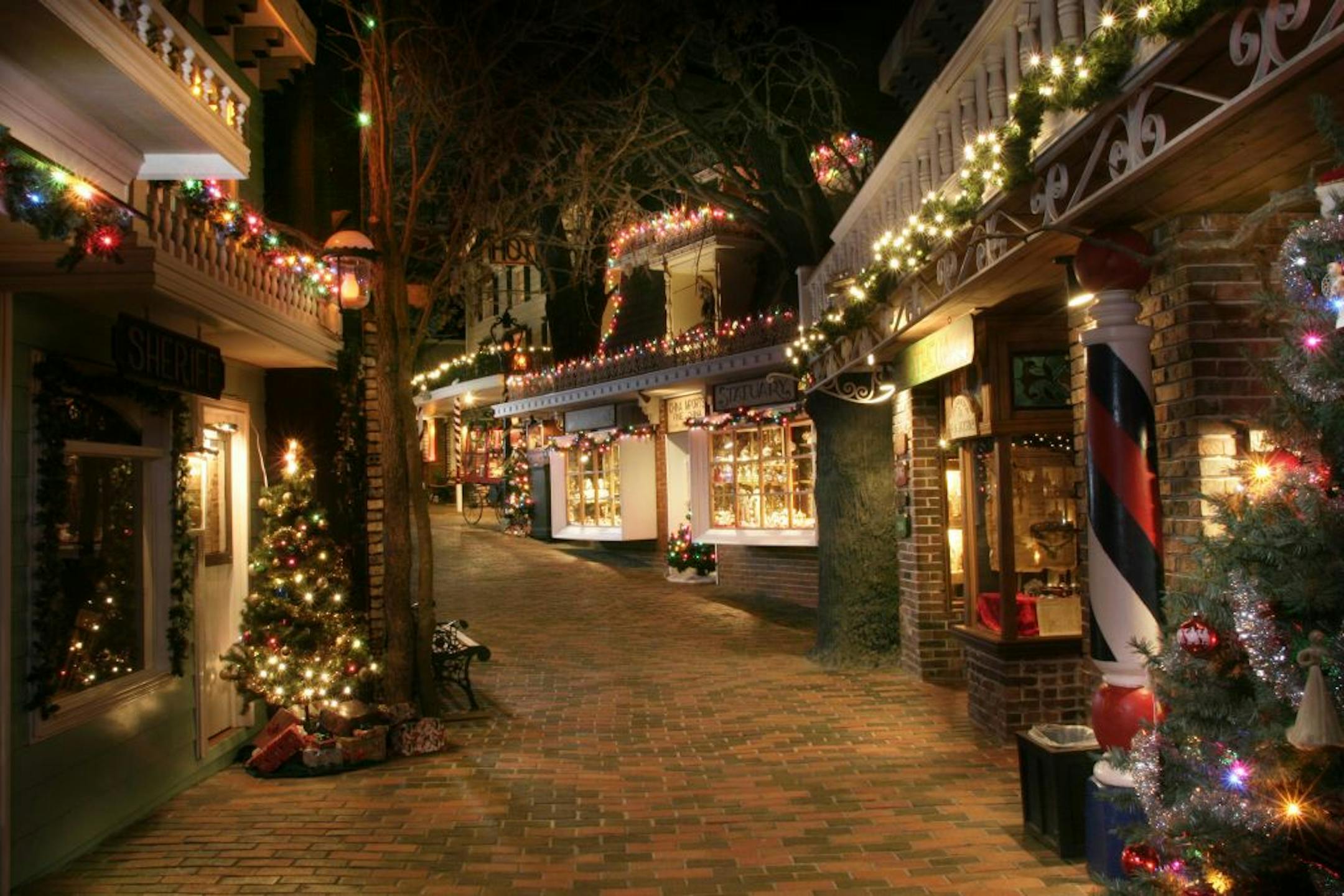 The House on the Rock gets decked out for the Christmas season, with decor including more than 6,000 collectible, unique Santas.