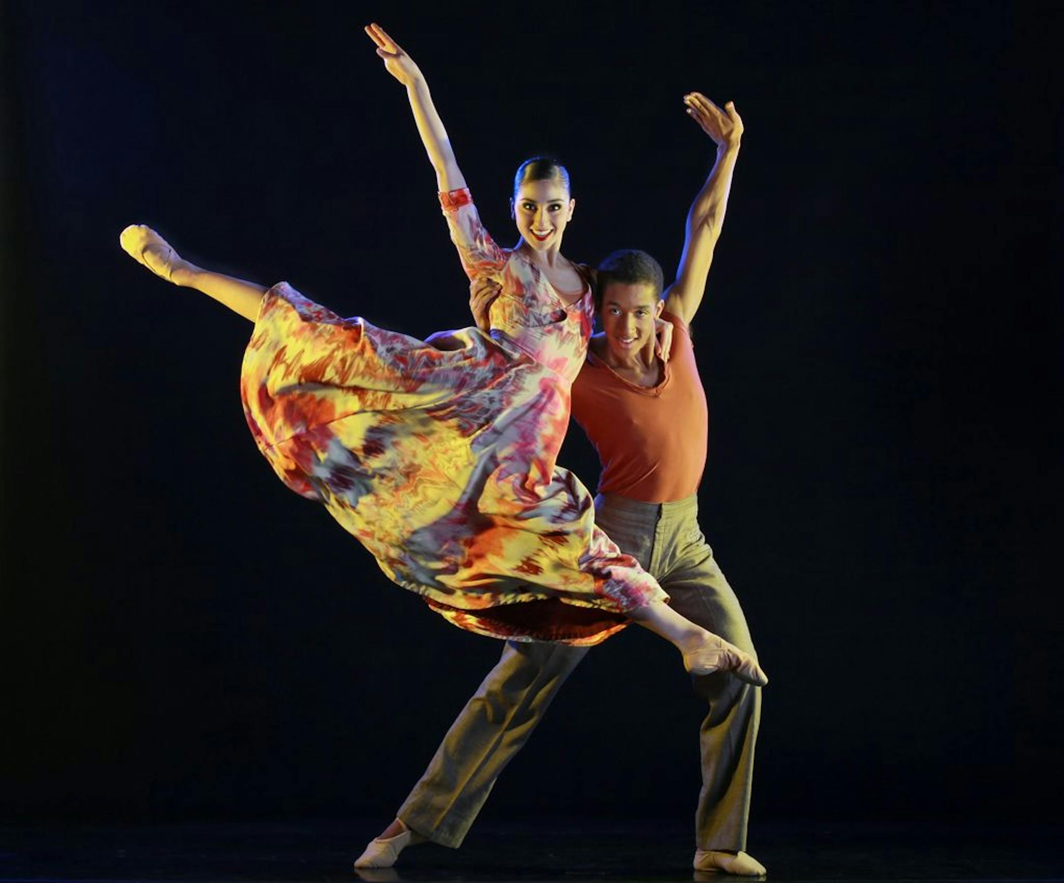 Sareen Tchekmedyian and Harper Watters of the Houston Ballet