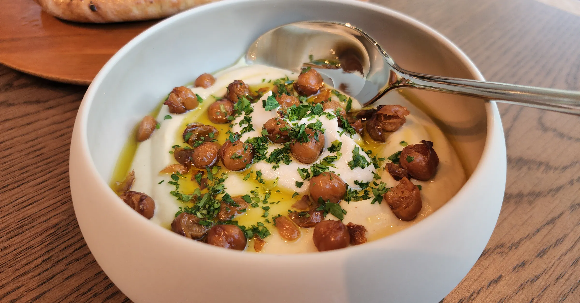 Holen Sie sich Hummus der nächsten Generation in diesen 3 Restaurants in ...