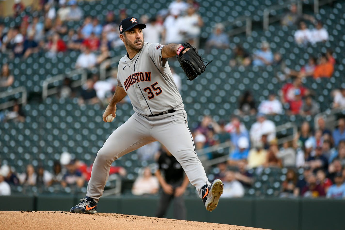 Astros pitcher Justin Verlander throws against the Twins during the first inning Tuesday