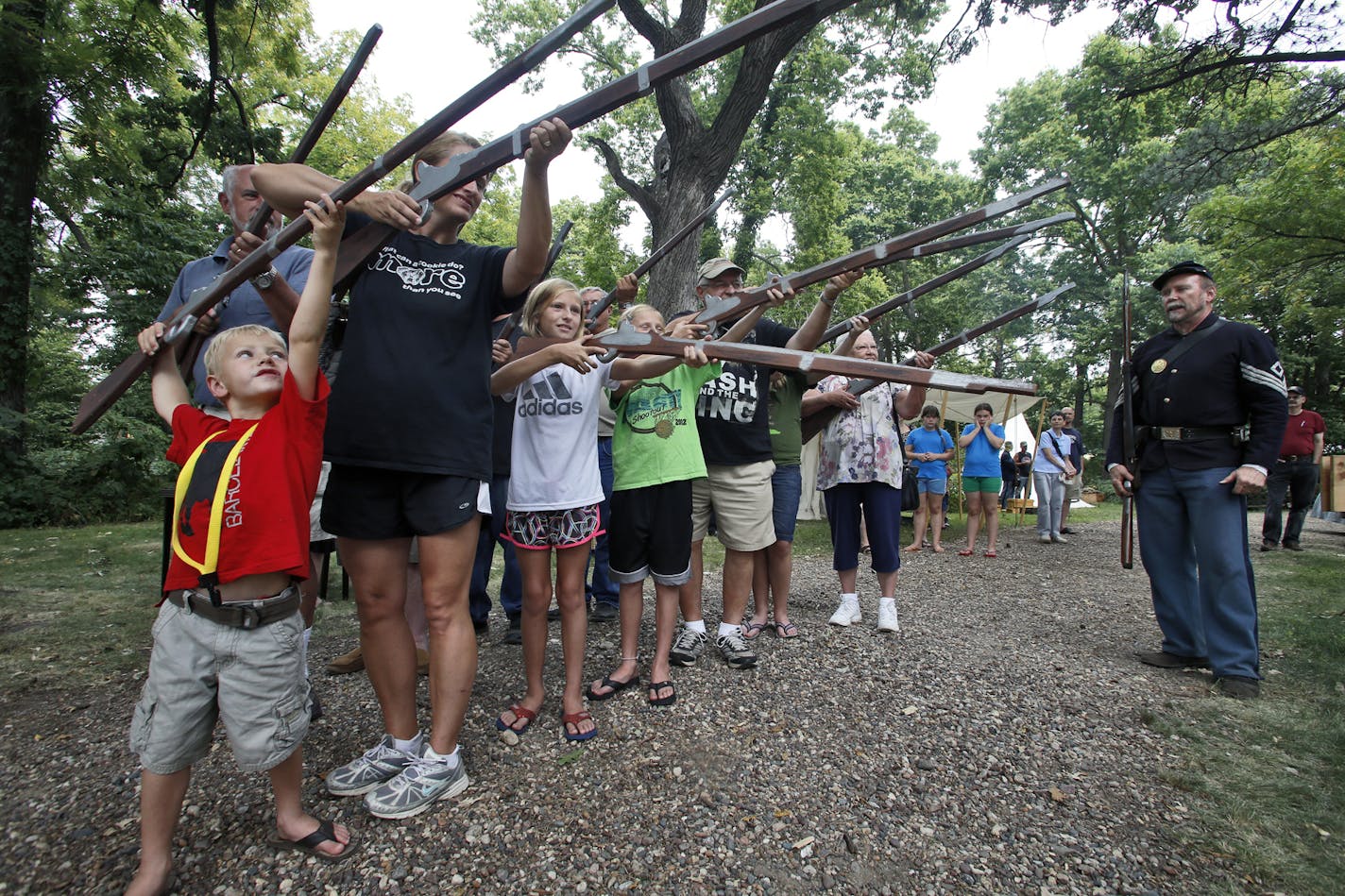 Dakota County's Civil War Weekend with educational demonstrations about Minnesota soldiers who served in the civil war. Gathering held at LeDuc Historic Estate in Hastings. Arn Kind, recruiting sergeant for the 1st MN infantry, watched as his recruits attempted to fire their civil war wooden replica rifles (MARLIN LEVISON/STARTRIBUNE(mlevison@startribune.com)