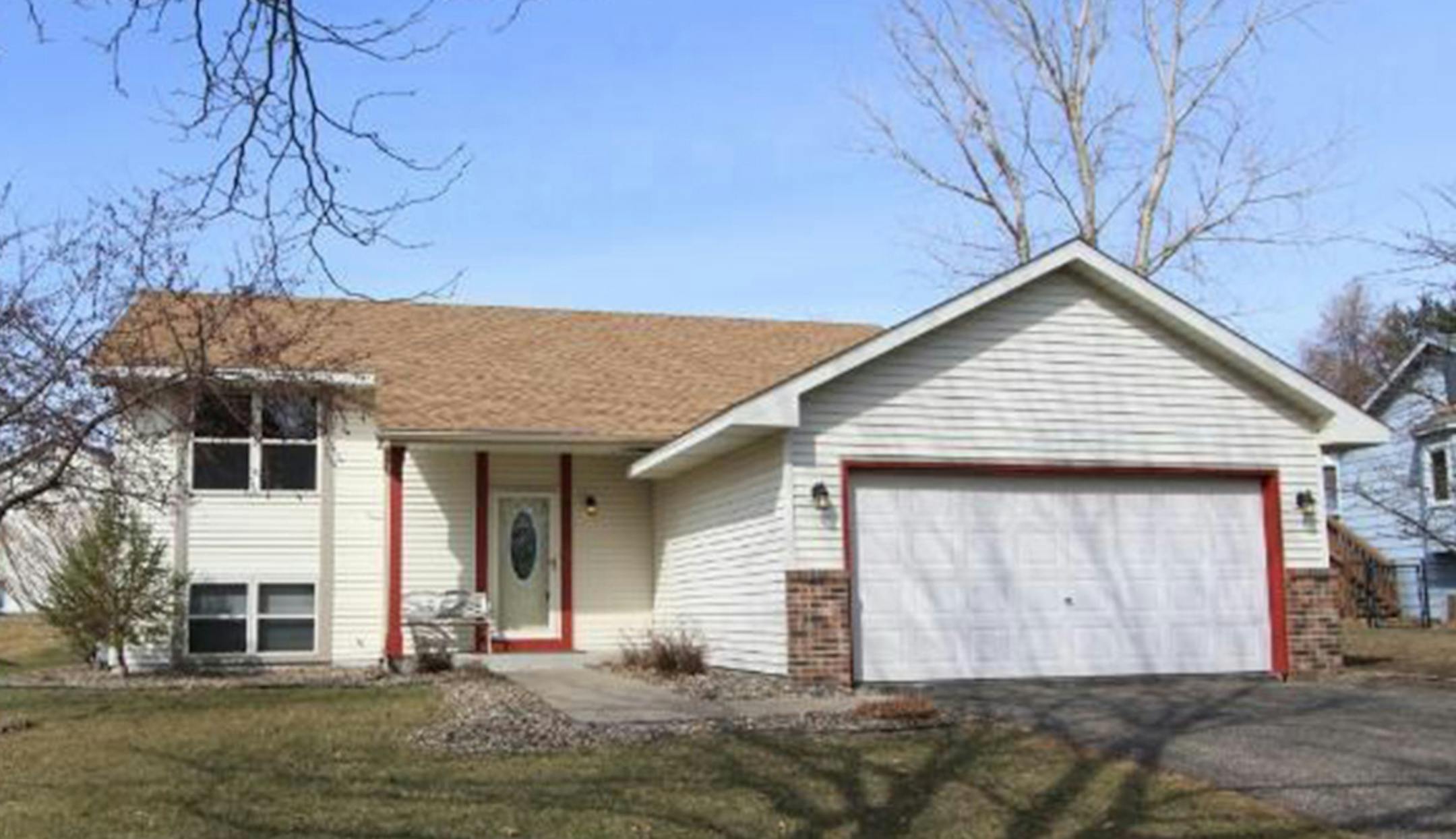... Cottage Grove
Built in 1992, this four-bedroom,, two-bath house has 1,940 finished square feet and features hardwood floors, fireplace, full finished basement, deck and two-car attached garage. Listed by Shane Montoya, Keller Williams Integrity Real Estate, 651-492-6423.
