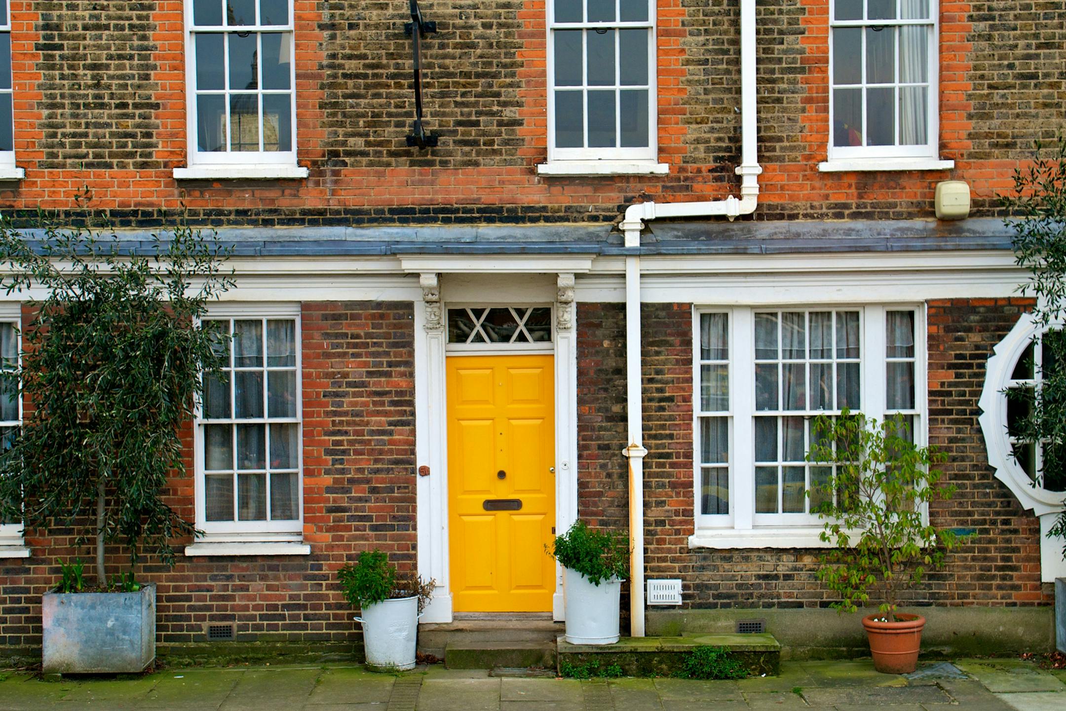 According to HGTV, one of the easiest and most effective ways to improve a home's curb appeal is to paint the front door. (Dreamstime/TNS)