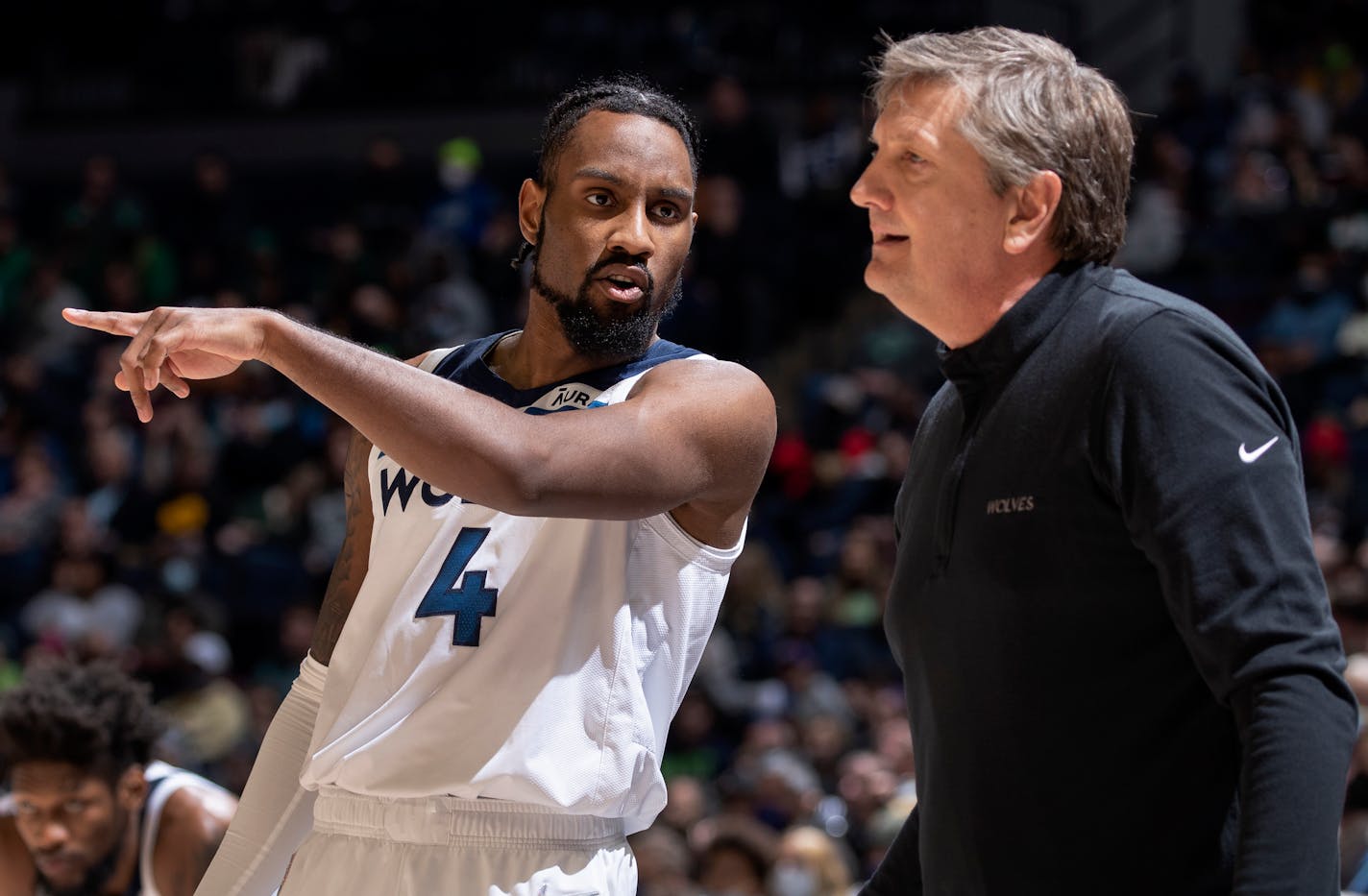 Jaylen Nowell (4) of the Minnesota Timberwolves and head coach Chris Finch Monday, Dec. 27, 2021 at Target Center in Minneapolis, Minn. ] CARLOS GONZALEZ • cgonzalez@startribune.com