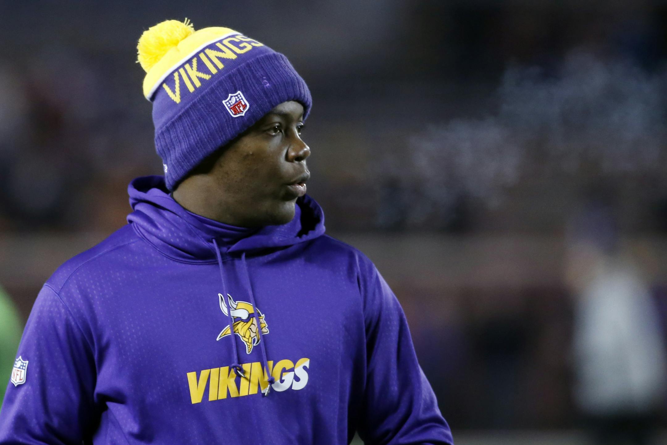 Minnesota Vikings quarterback Teddy Bridgewater (5) warms up before an NFL football game against the New York Giants, Sunday, Dec. 27, 2015, in Minneapolis. (AP Photo/Ann Heisenfelt)