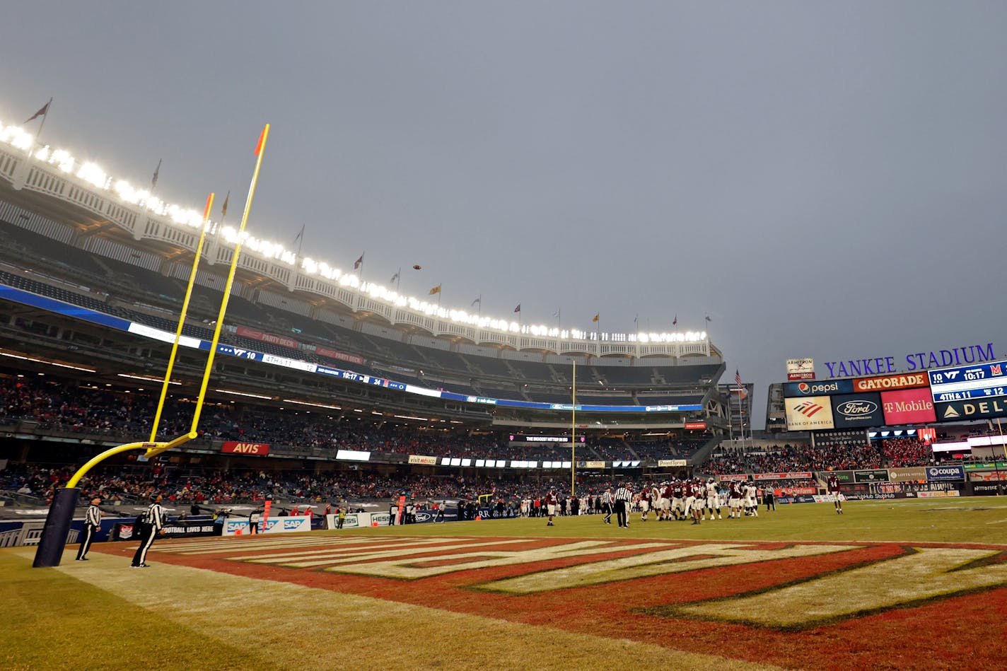 Maryland played Virginia Tech during the 2021 Pinstripe Bowl. It'll be the Gophers vs. Syracuse later this month in the Bronx.