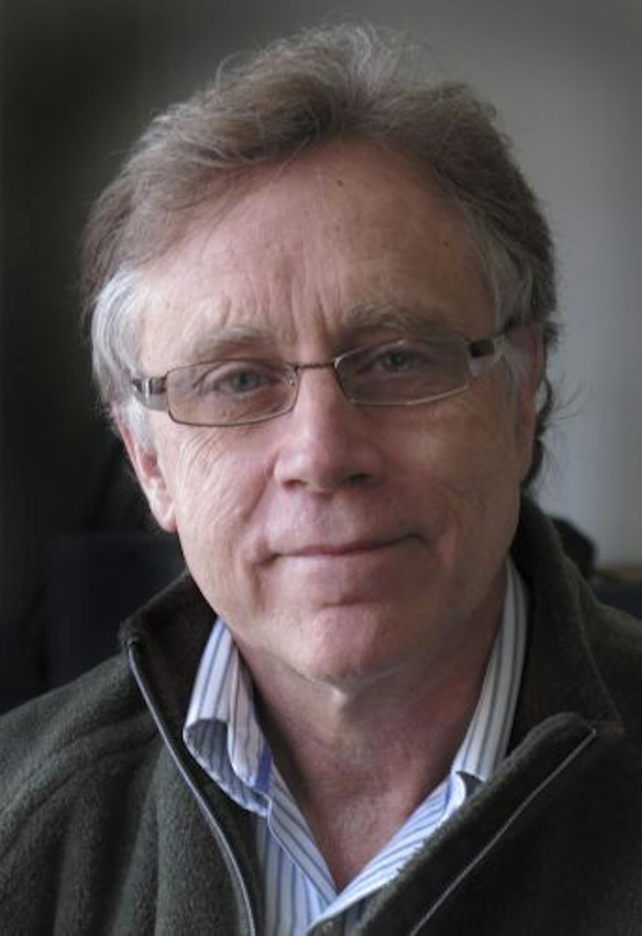 Dennis Brackin, Star Tribune assistant sports editor