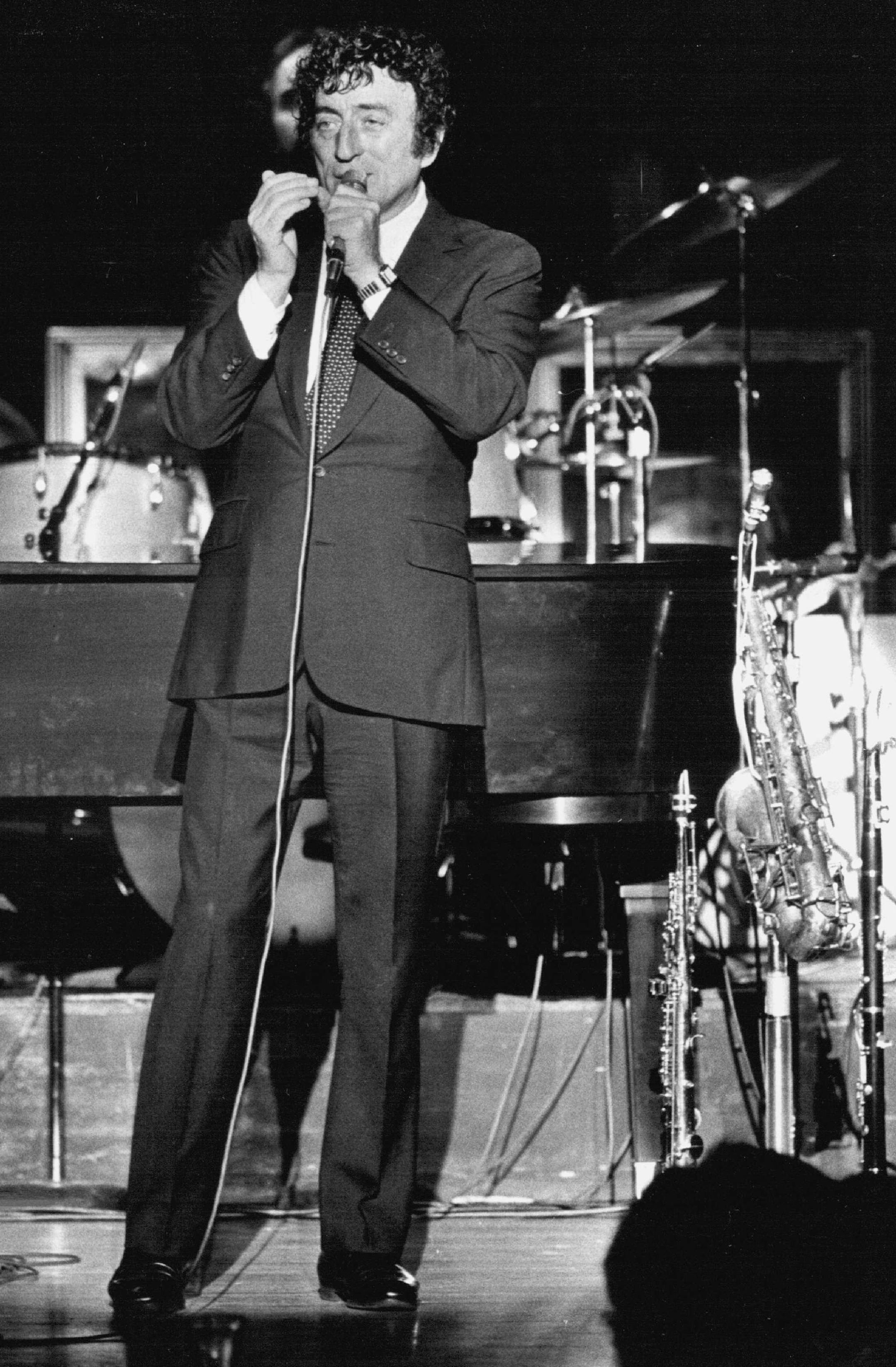 Tony Bennett at the Carlton Celebrity Room on Dec. 16, 1983.