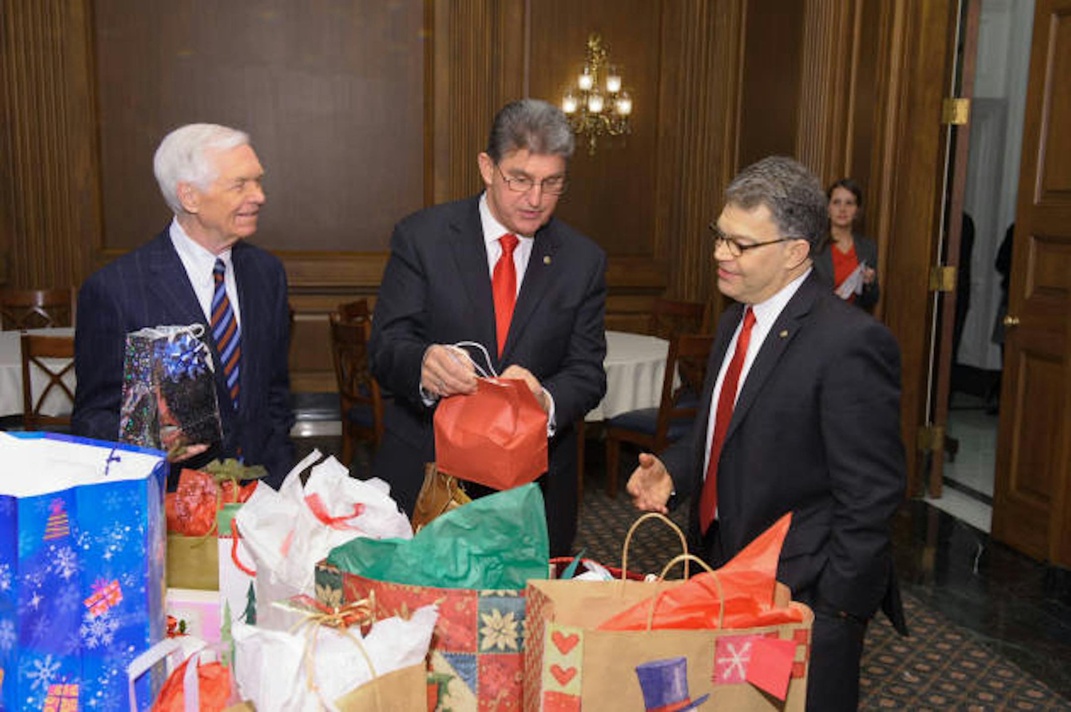 From Left: Sens. Thad Cochran (R-Miss.), Joe Manchin (D-West. Va.), and Franken