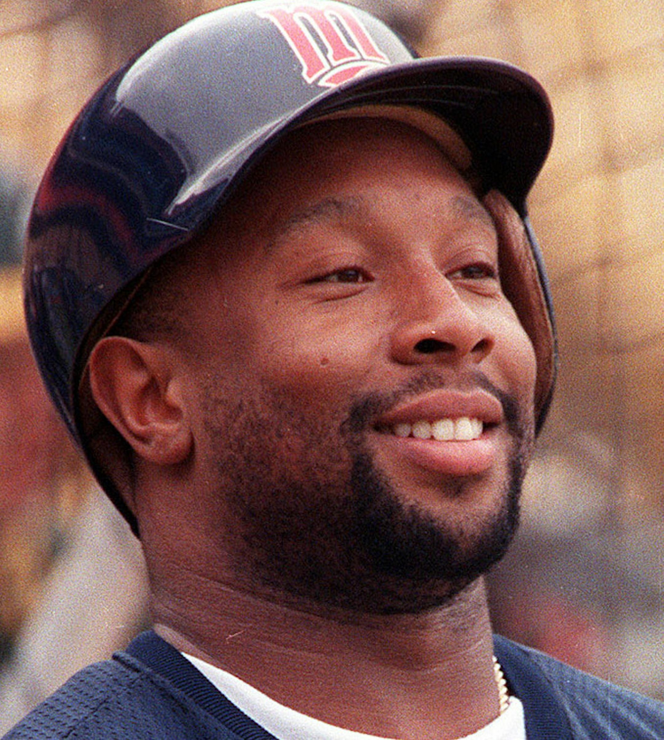 ** FILE ** Minnesota Twins outfielder Kirby Puckett takes his turn in the batting cage as the All-Star team worked out at Dodger Stadium in Los Angeles in this Nov. 1, 1988 file photo. Puckett died Monday, March 6, 2006, a day after the Hall of Fame outfielder had a stroke at his Arizona home, a hospital spokeswoman said. He was 44. (AP Photo/File) ORG XMIT: NY176
