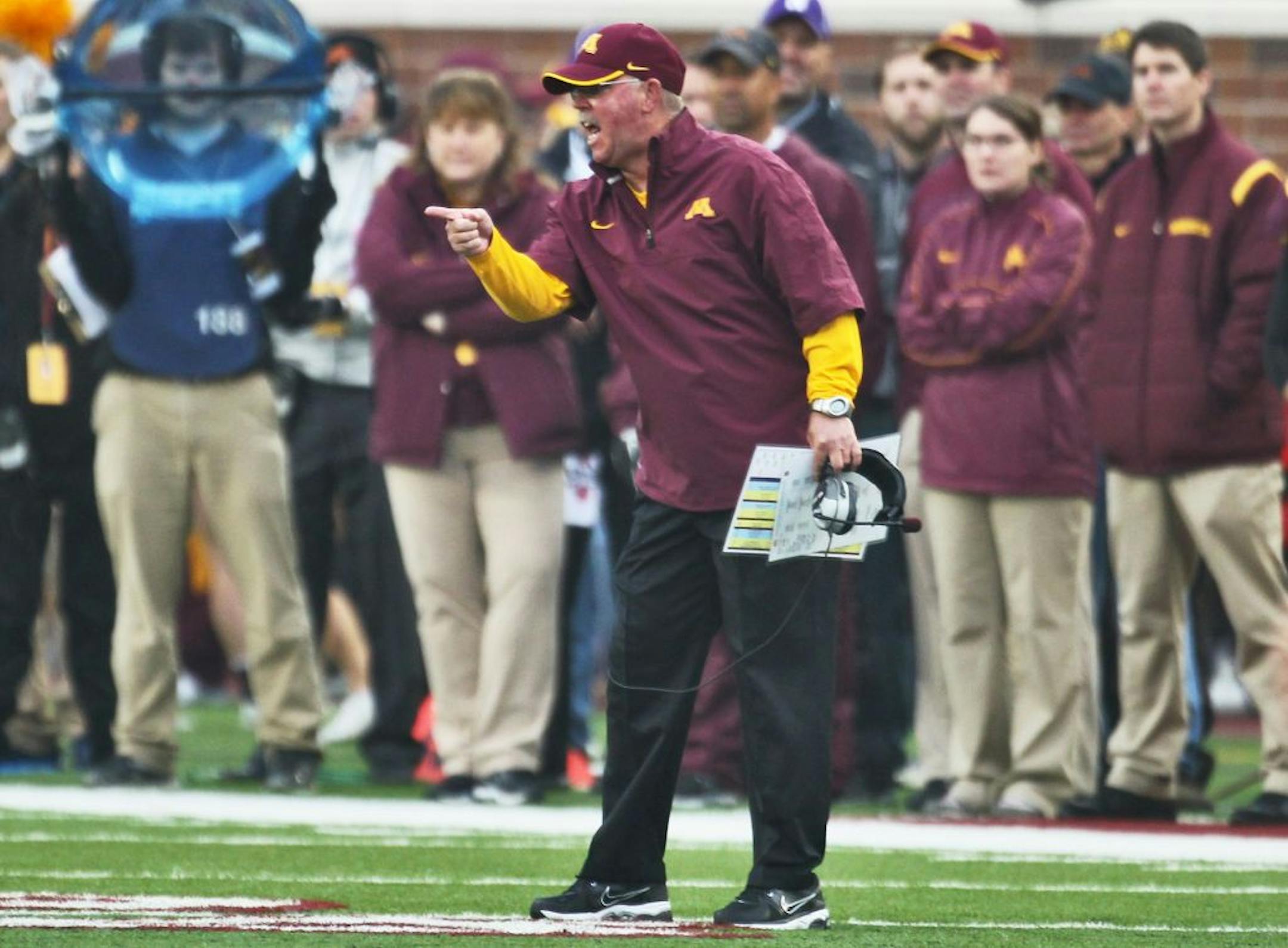 Minnesota Gophers football vs. Northwestern. Northwestern won 21-13. Minnesota head football coach Jerry Kill argued a referee's call. (MARLIN LEVISON/STARTRIBUNE(mlevison@startribune.com