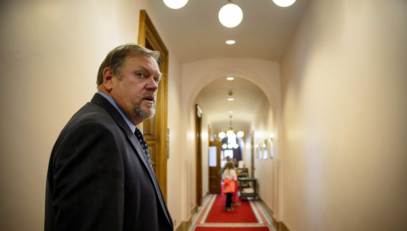 Senate Majority Leader Tom Bakk walked through the Capitol hallways to start the day's session. ] GLEN STUBBE * gstubbe@startribune.com Monday, March 31, 2014.