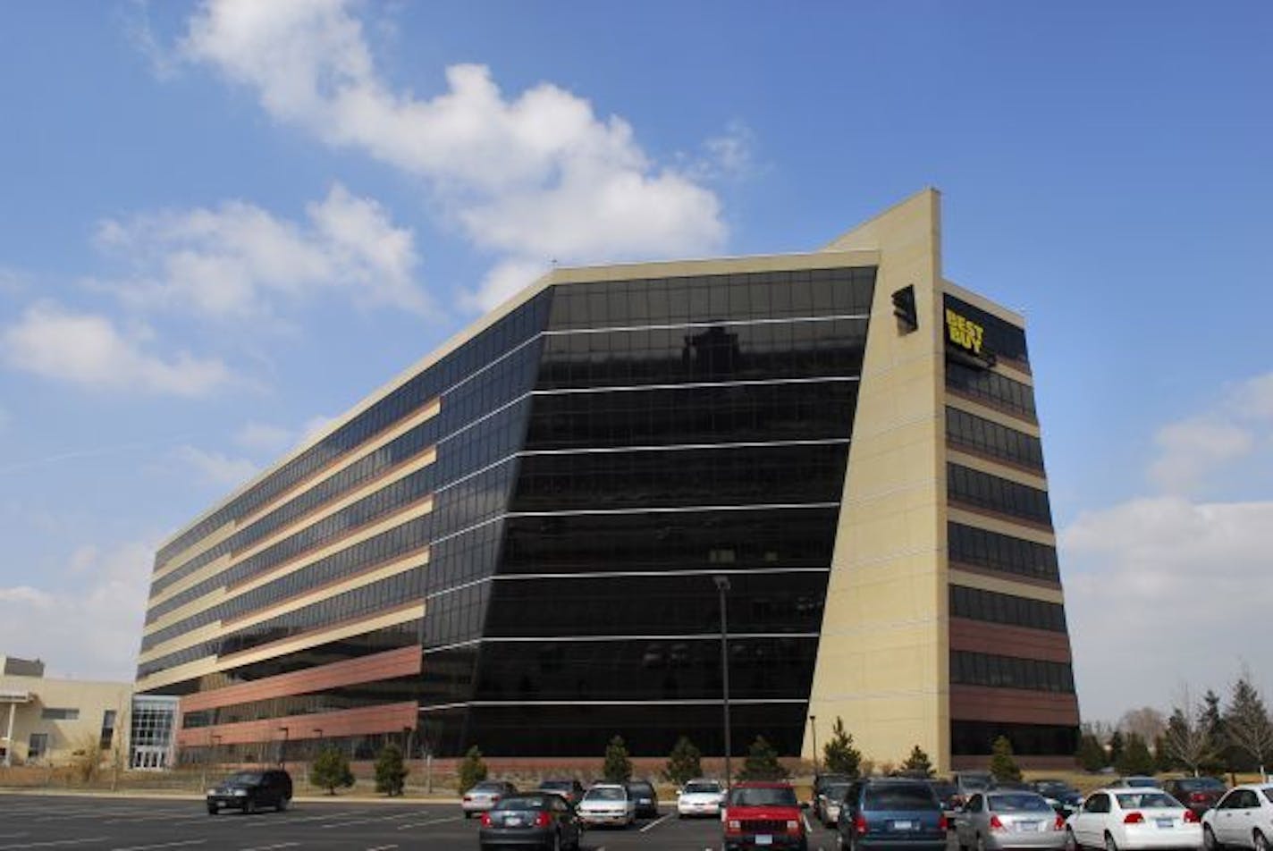 GLEN STUBBE � gstubbe@startribune.com Tuesday, March 28, 2006 -- Richfield, Minn. -- Best Buy headquarters in Richfield.