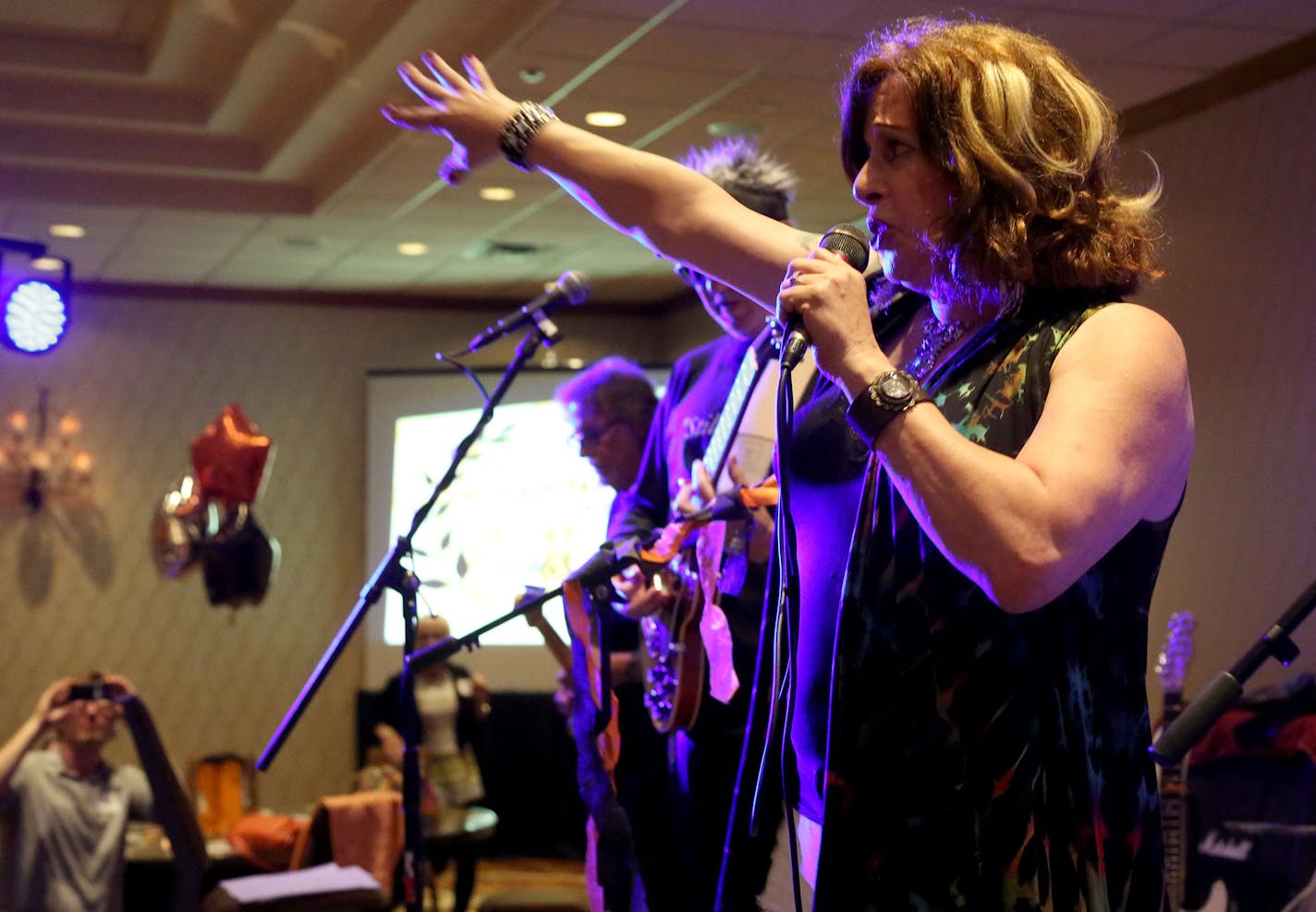 At the 50th reunion, High Spirits singer Lauren Siegel gave her first stage performance since she transitioned to living as a woman.