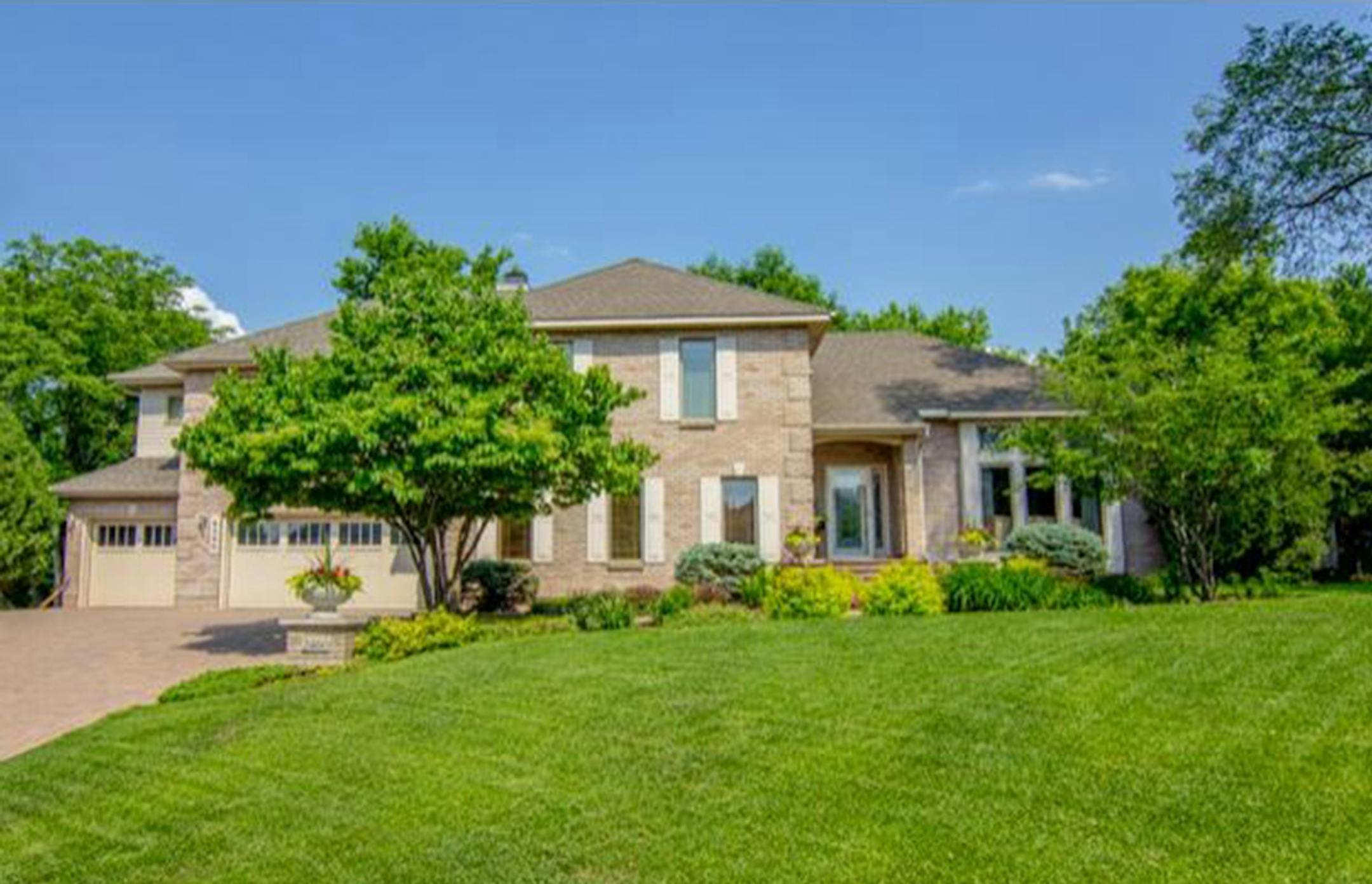 ... Little Canada
Built in 1991, this five-bedroom, four-bedroom house has 4,624 finished square feet and features three bedrooms on level level, a second floor laundry, two fireplaces, vaulted ceilings, inlaw facilites with kitchen and bath, full finished walkout basement, patio, deck and hot tub with views of Gervais Lake. Listed by Krista Wolter, Coldwell Banker Burnet, 612-247-5106.