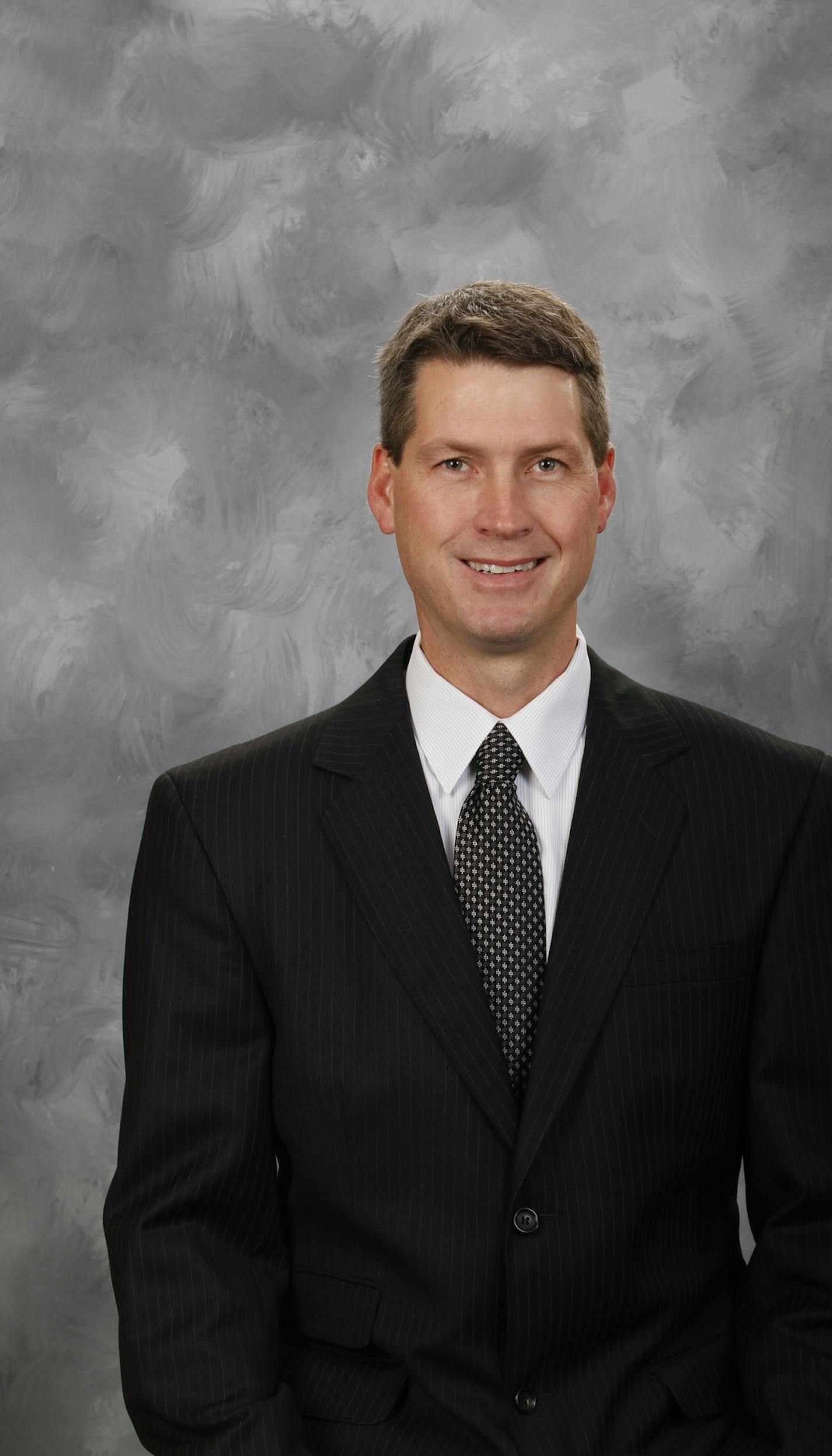 SAINT PAUL, MN -SEPTEMBER 17: Chuck Fletcher of the Minnesota Wild poses for his official headshot on September 17, 2010 at Xcel Energy Center St. Paul, Minnesota. (Photo by Andy King/NHLI via Getty Images) *** Local Caption *** Chuck Fletcher ORG XMIT: 124219971