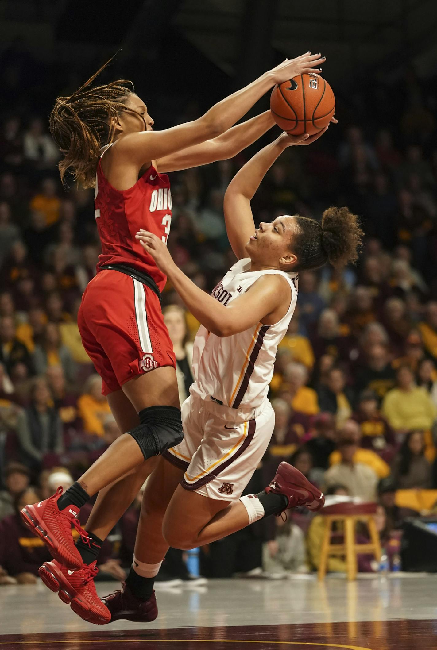 Ohio State forward Aaliyah Patty (32) stopped Minnesota Gophers guard Destiny Pitts (3) from a shot in the second half. ] RENEE JONES SCHNEIDER &#xa5; renee.jones@startribune.com The Gophers hosted Ohio State at Williams arena at the University of Minnesota in Minneapolis, Minn., on Tuesday, December 31, 2019.