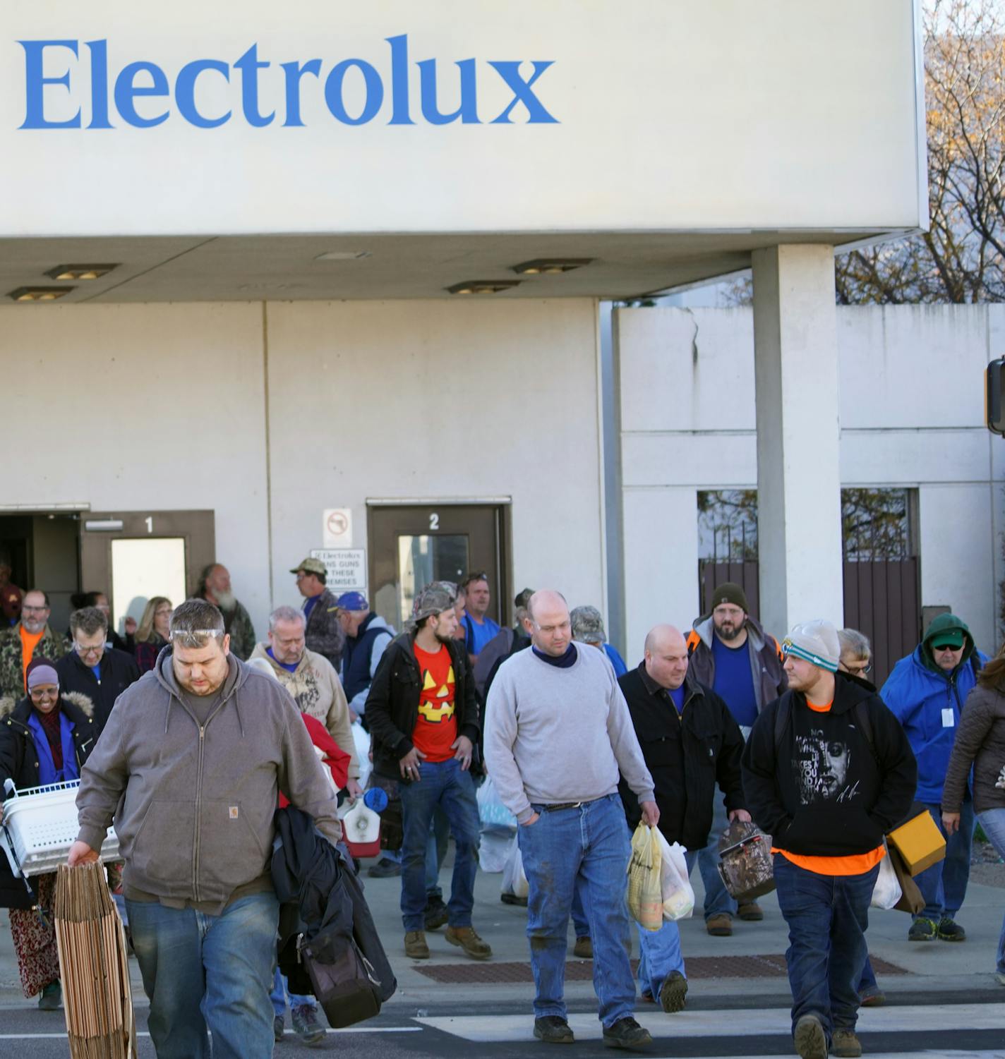 The last big shift of day workers at Electrolux in St. Cloud, walked out of plant Thursday afternoon, a day before the company officially shuts down the factory. The 900 workers who toiled for years making Frigadaire freezers were notified back in January 2018 that the plant would close as production moves to South Carolina and Tennessee.