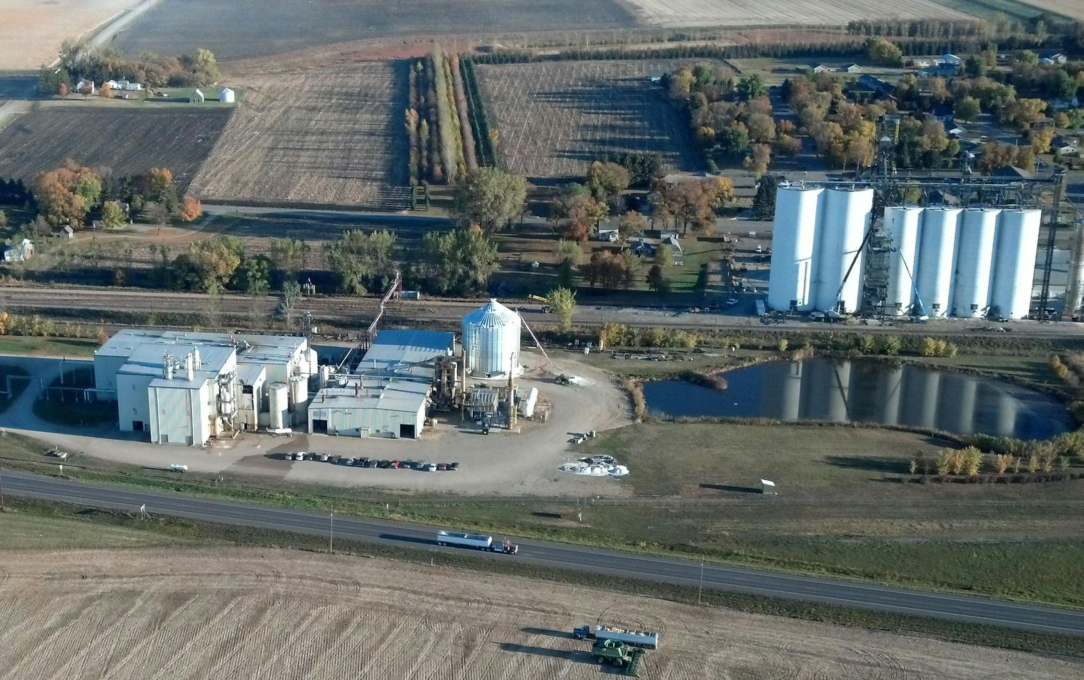 Purified Renewable Energy, a Buffalo Lake, Minn., ethanol producer that filed for Chapter 11 bankruptcy protection in March, listing $26 million in liabilities, is selling its 18-million-gallon-per-year plant in a court-ordered auction. Bids are due in July. The plant has been shut down since early March, after reopening in 2012 following a 2Ω-year outage. It is one of two of Minnesotaís 21 ethanol plants that currently is shut down. ORG XMIT: MIN1306211413589370 ORG XMIT: MIN1307241