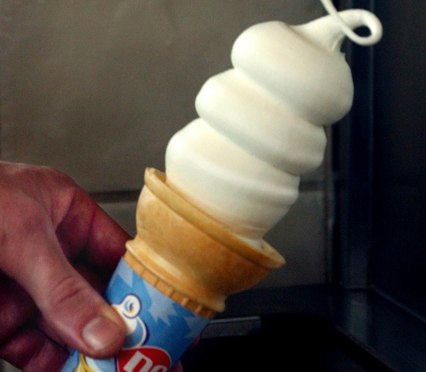 Coon Rapids, Mn., Tues., May 6, 2003--The trademark curlicue forms the top of a vanilla cone at the new DQ Grill & Chill in Coon Rapids.
GENERAL INFORMATION: Dairy Queen's new Grill & Chill has opened in Coon Rapids.