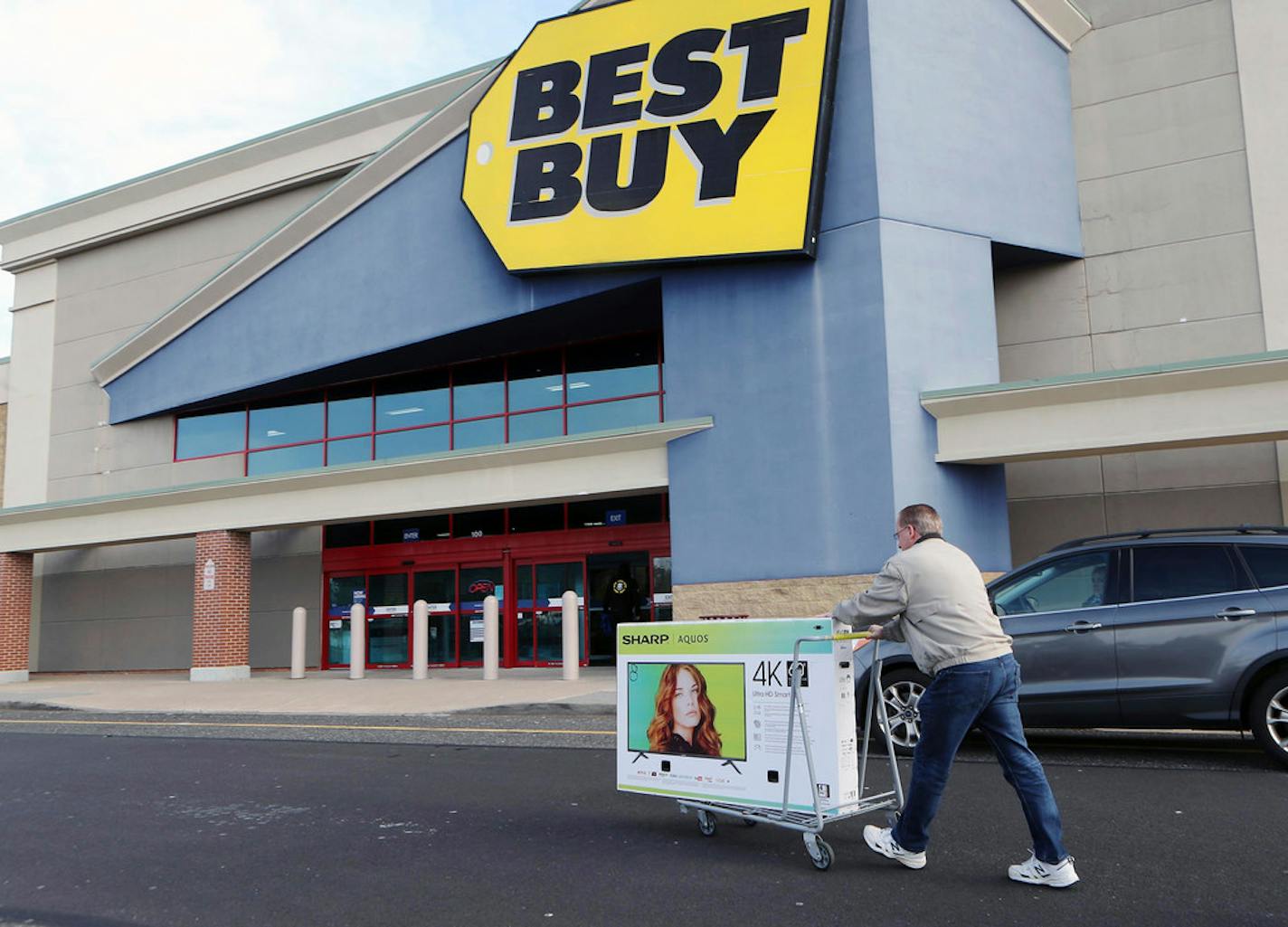 Best Buy reported better than expected holiday sales.