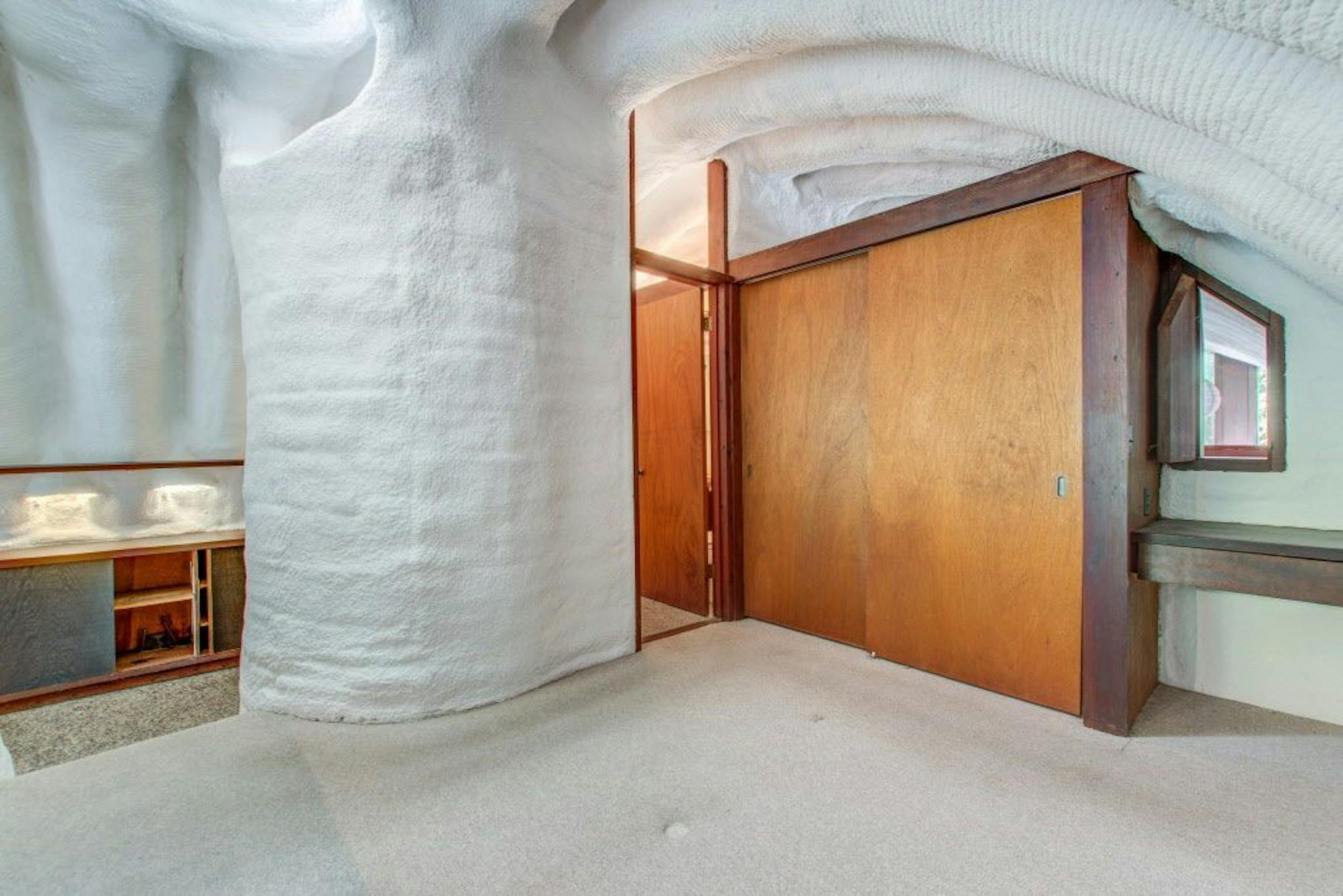 Bathroom closet