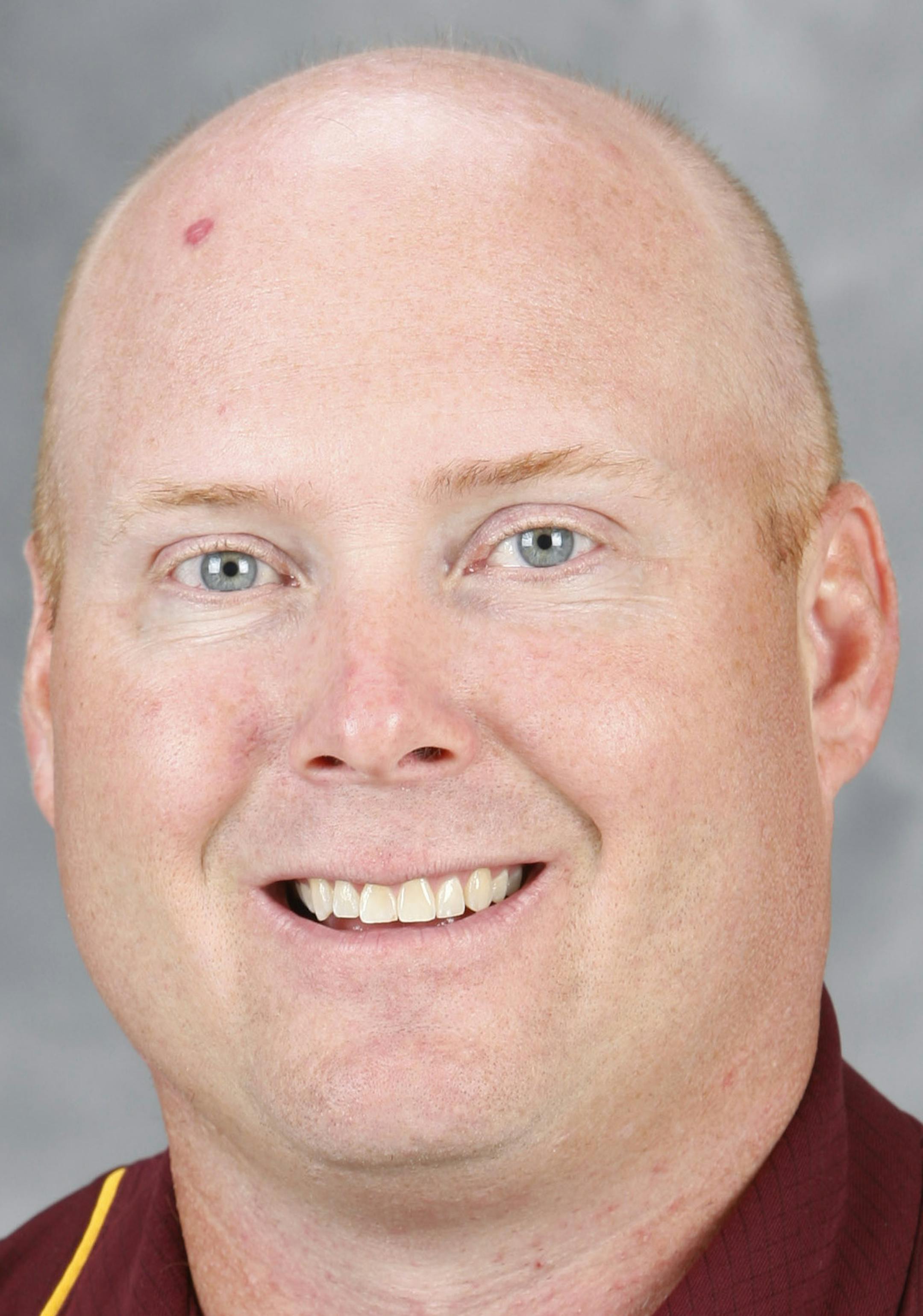 Gophers defensive backs coach Jay Sawvel