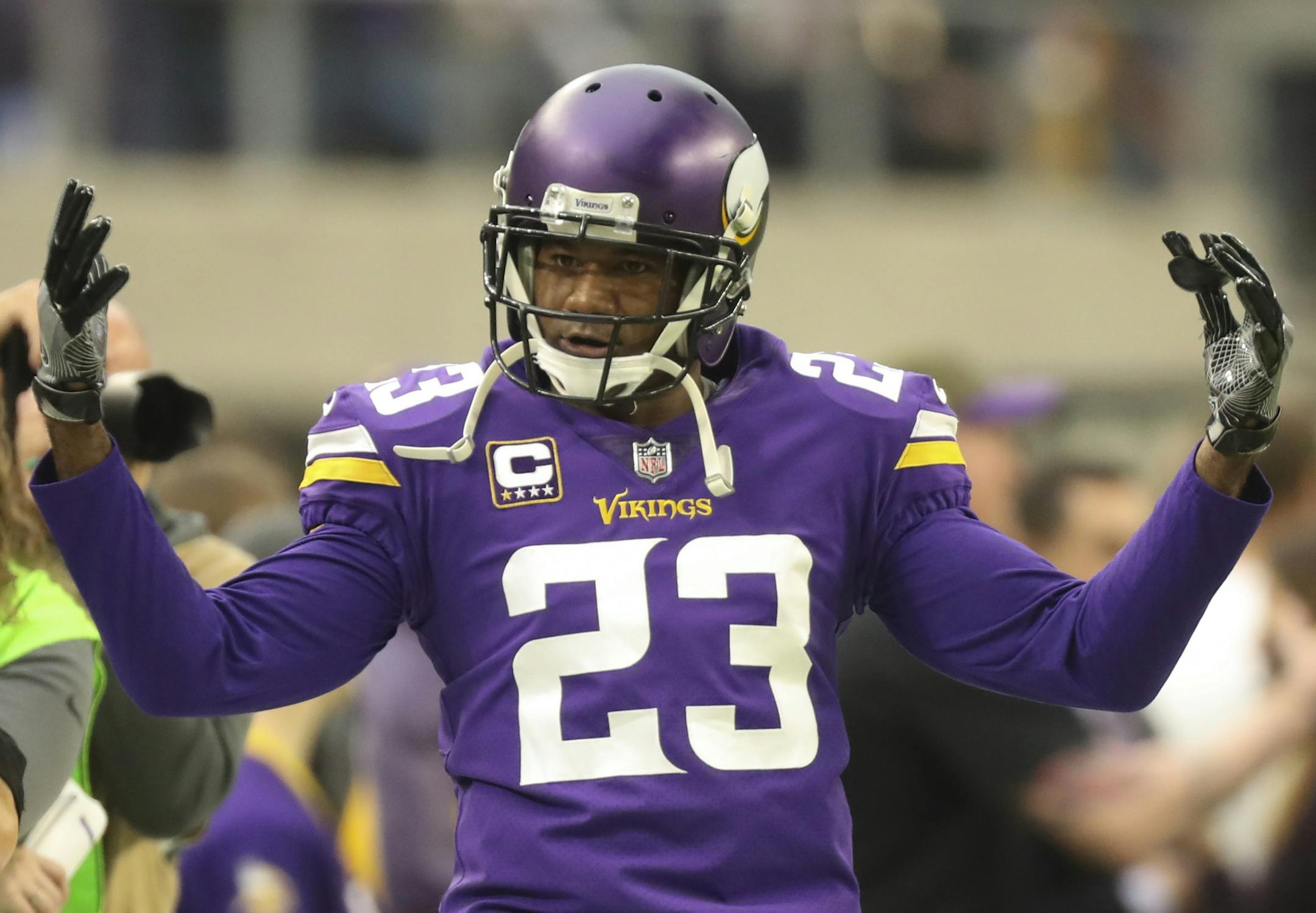 Minnesota Vikings cornerback Terence Newman (23) waited for a fan to throw a ball to him while goofing off during warmups before the game against the Bengals. ] JEFF WHEELER ï jeff.wheeler@startribune.com The Minnesota Vikings faced the Cincinnati Bengals in an NFL football game Sunday afternoon, December 17, 2017 at U.S. Bank Stadium in Minneapolis.
