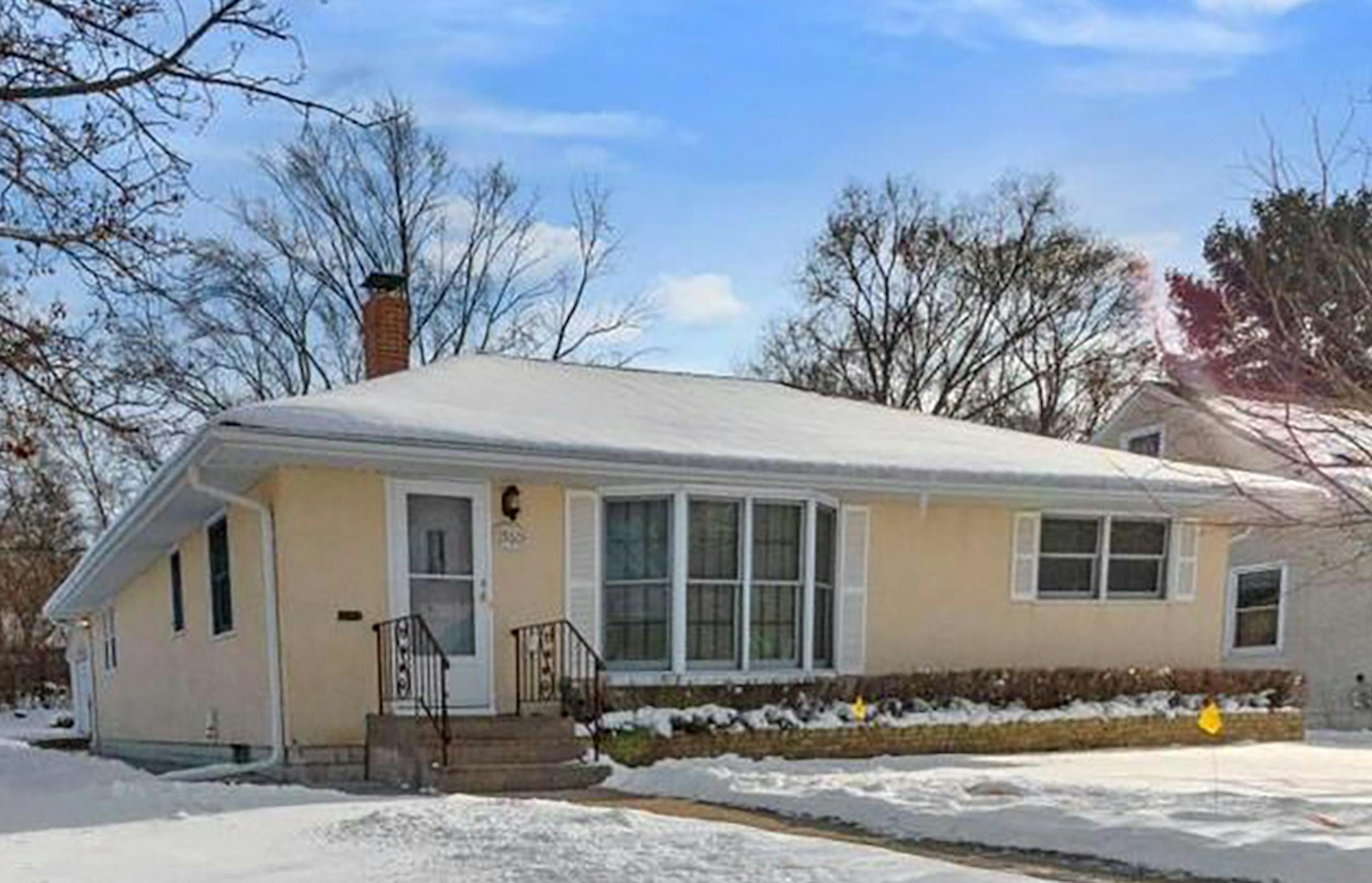 St. Paul
Built in 1957, this three-bedrooms and one-bath house located in the Payne-Phalen neighborhood has 1,266 square feet and features three bedrooms on one level, galley-style kitchen with breakfast bar. full basement, patio and two-car detached garage. Listed by Rae Jean Malone, Keller Williams, Premier Realty, 651-308-3953.