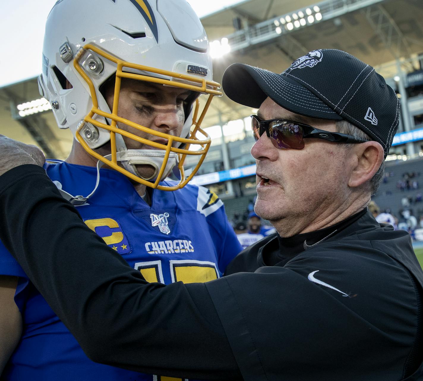 Los Angeles Chargers quarterback Philip Rivers spoke with Minnesota Vikings head coach Mike Zimmer at the end of the game. ] CARLOS GONZALEZ &#x2022; cgonzalez@startribune.com &#x2013; Carson, CA &#x2013; December 15, 2019, Dignity Health Sports Park, NFL, Minnesota Vikings vs. Los Angeles Chargers