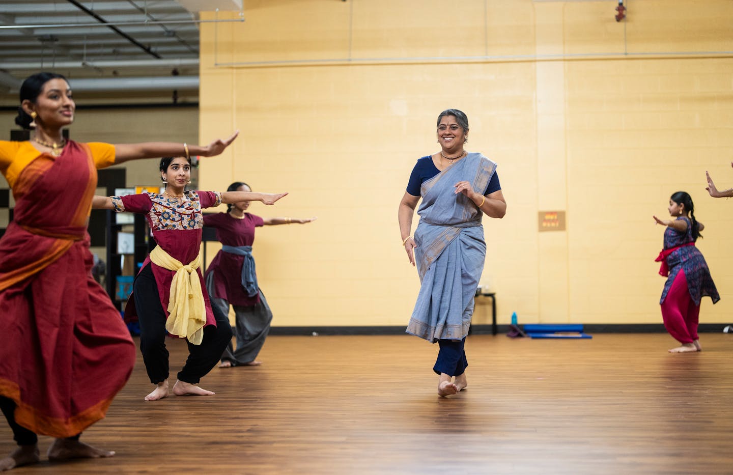 Suchitra Sairam teaches a Kalakshetra style of bharatanatyam dance class at her school Kala Vandanamon on Thursday, Dec. 21, 2023 in St. Paul, Minn. ] RENEE JONES SCHNEIDER • renee.jones@startribune.com