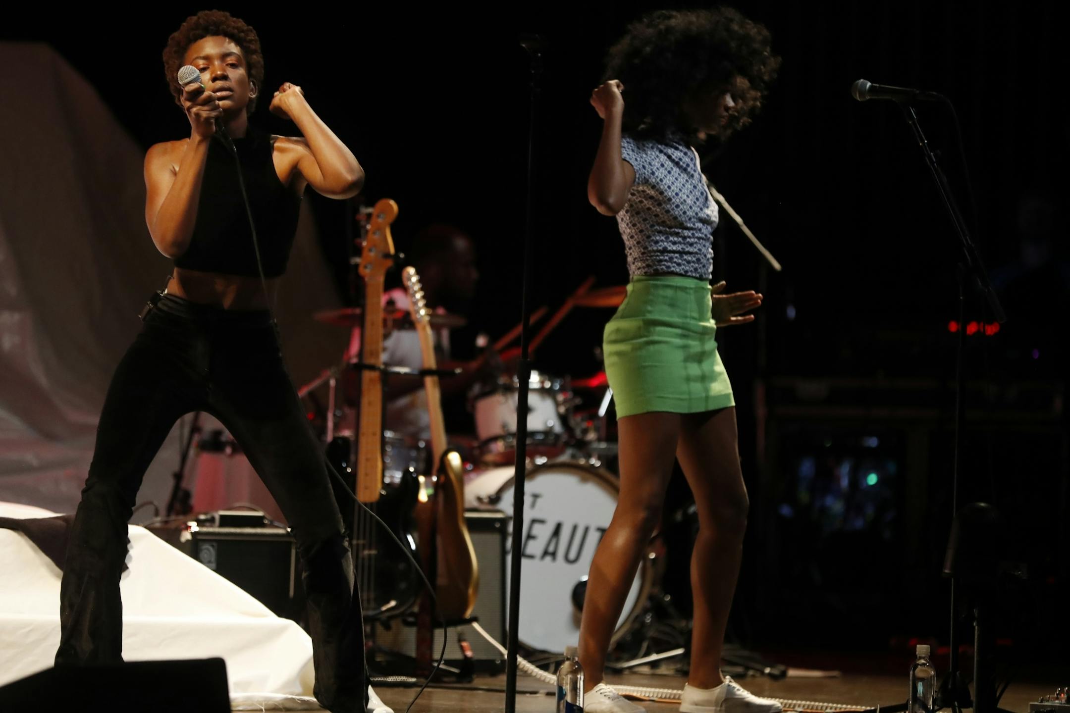 St. Beauty's Alexe Belle and Isis Valentino take on the stage before Janelle Monae.