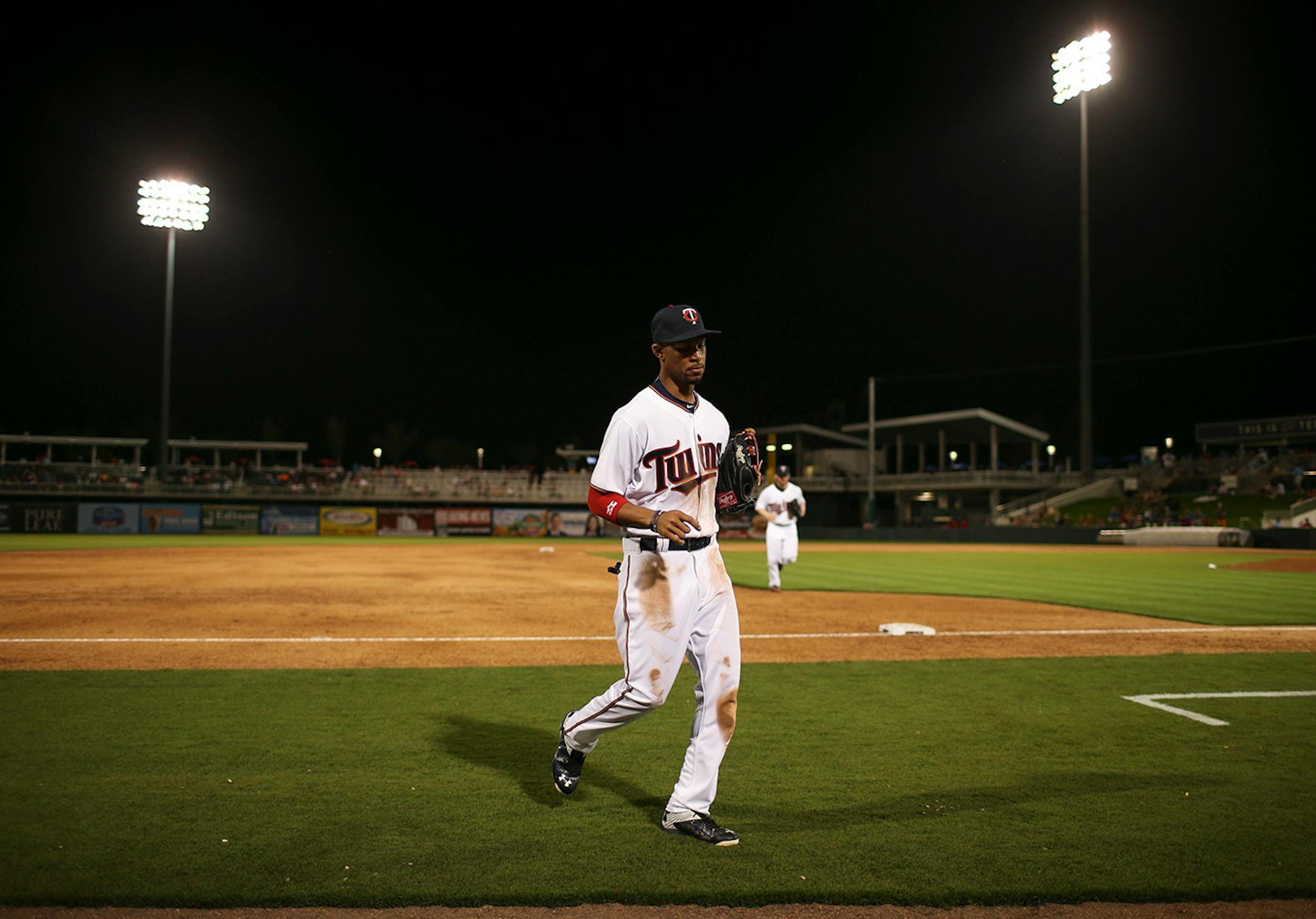 Twins center fielder Byron Buxton returned to the dugout in the second inning Wednesday night at Hammond Stadium.