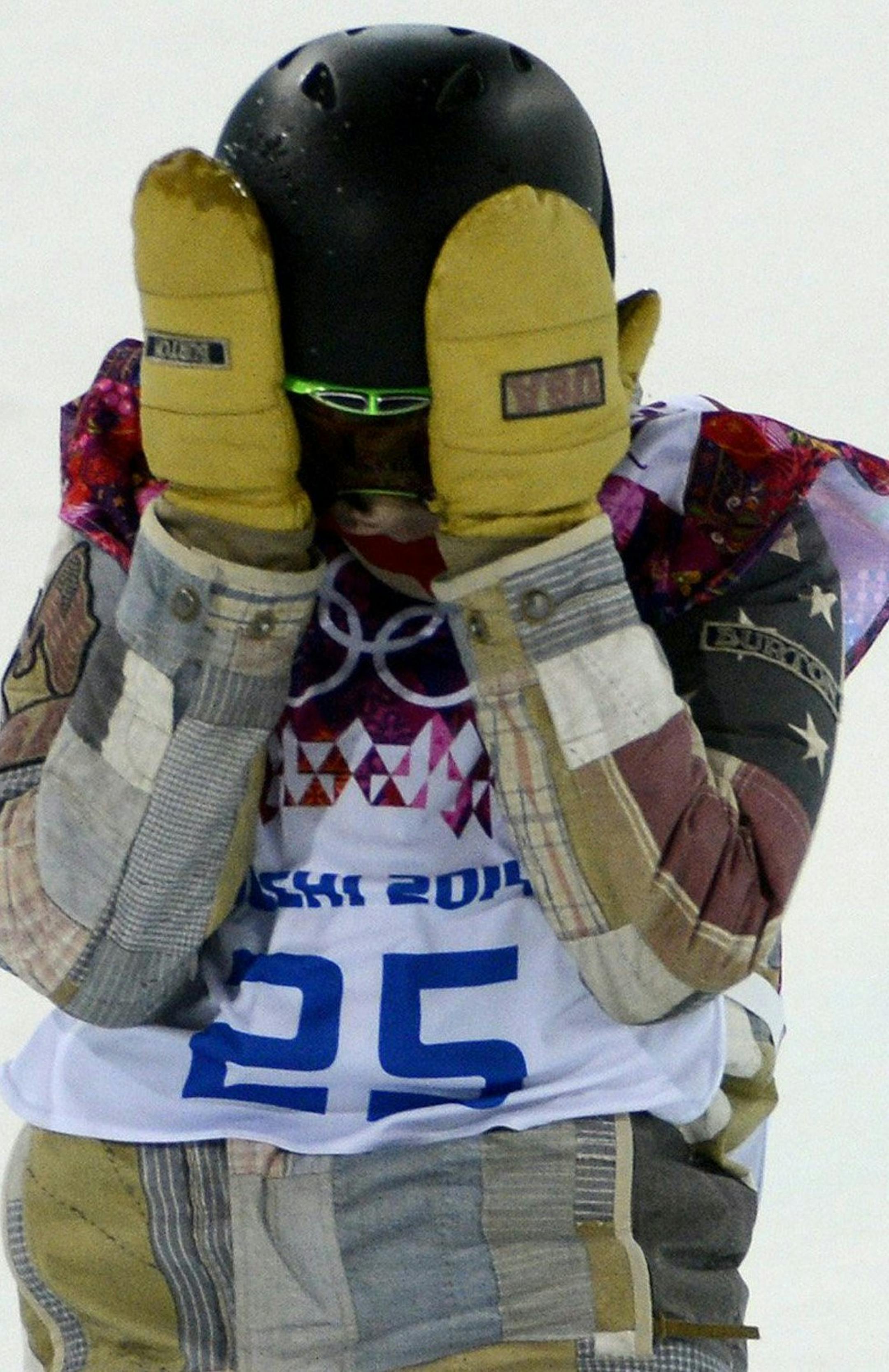 USA's Shaun White reacts to his first run during the finals in the men's halfpipe competition at the Rosa Khutor Extreme Park in the Winter Olympics in Sochi, Russia, Tuesday, Feb. 11, 2014. (Nhat V. Meyer/Bay Area News Group/MCT)