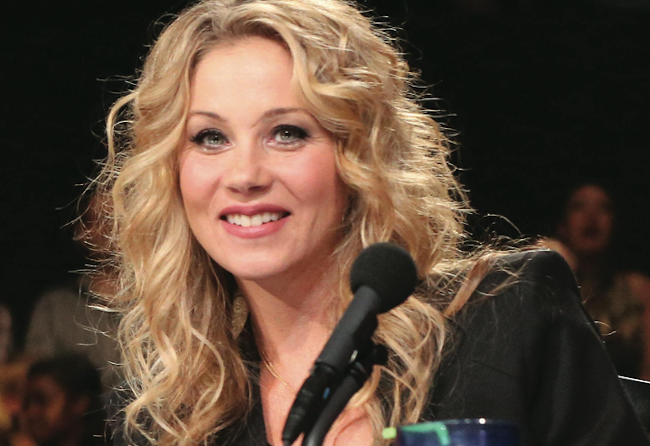 FOR USE WITH FYI_TV CONTENT ONLY. SO YOU THINK YOU CAN DANCE: L-R: Judges Nigel Lythgoe, Mary Murphy and guest Christina Applegate on SO YOU THINK YOU CAN DANCE airing Wednesday, September 5 (8:00-10:00 PM ET/PT) on FOX. ©2012 FOX Broadcasting Co. Cr: Mike Yarish