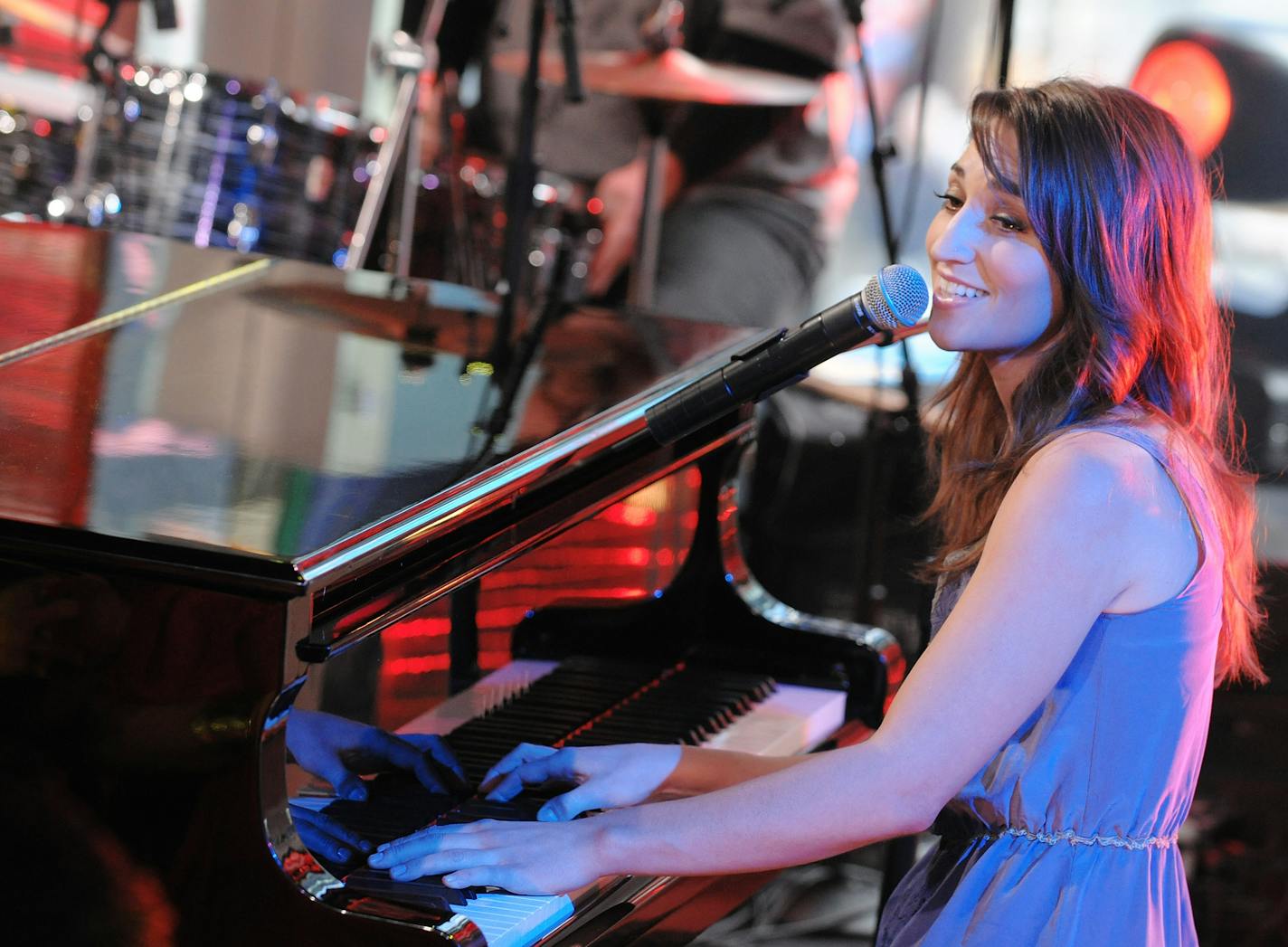 Singer Sara Bareilles performs during an appearance on MTV's "Total Request Live", Wednesday, Feb. 27, 2008, in New York.