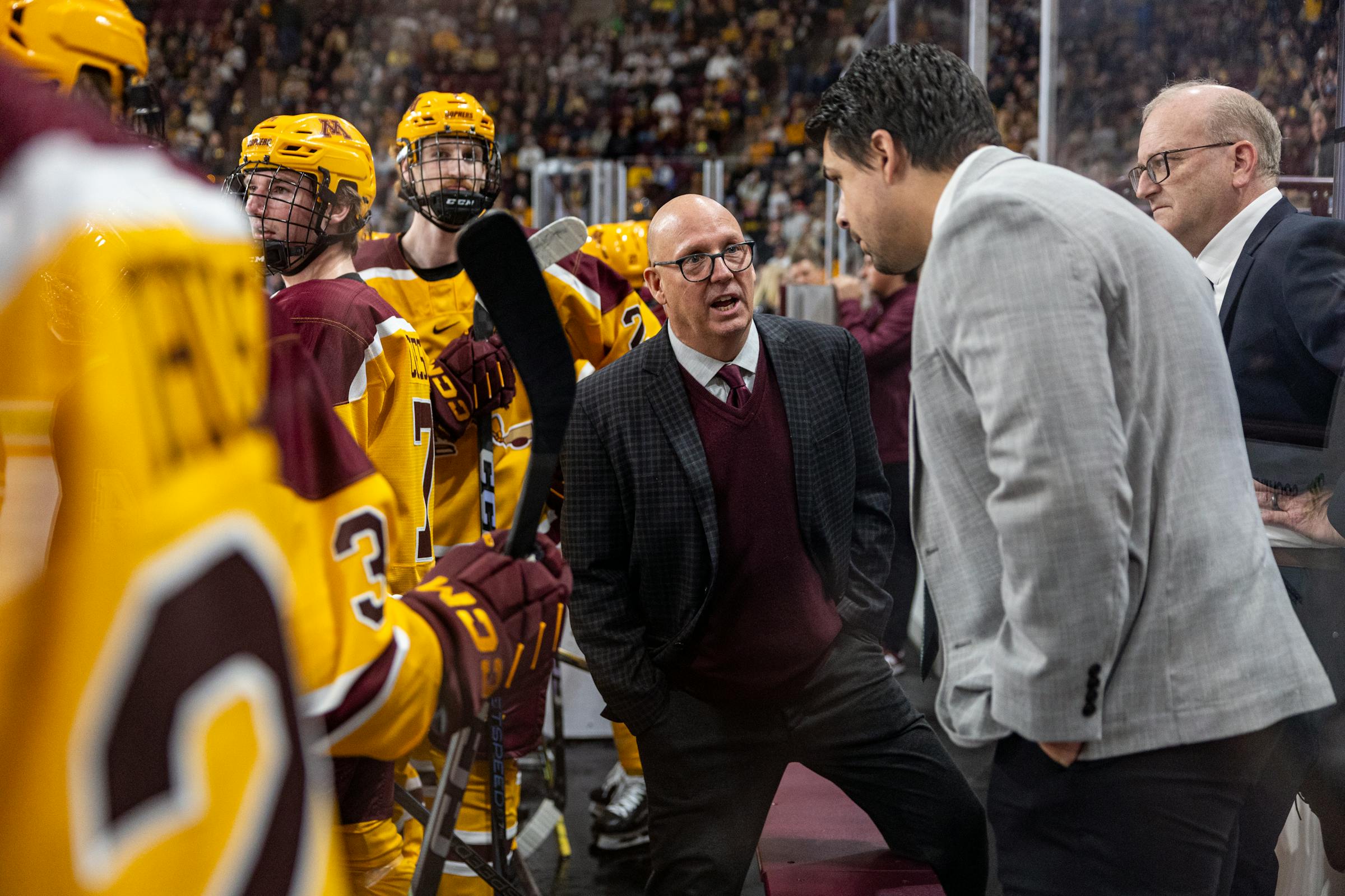 Minnesota Gophers men's hockey team will open NCAA tournament against UMass in Fargo Regional