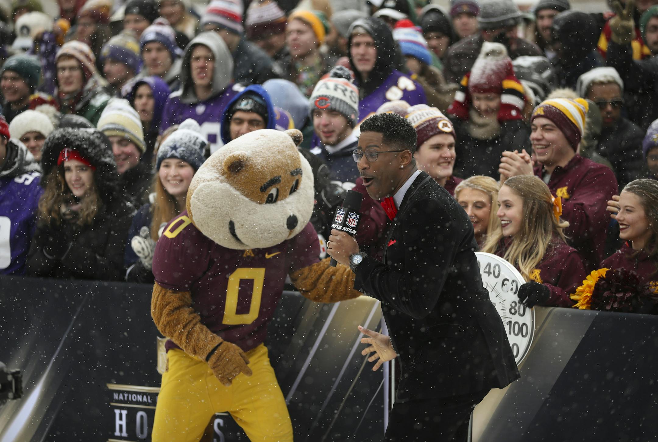 Former Viking Nate Burleson was co-host of the Red Carpet arrival segment of the NFL Honors evening. He hammed it up with Goldy the Gopher in the falling snow as the show got underway. ] JEFF WHEELER ï jeff.wheeler@startribune.com The NFL Honors awards show was held Saturday evening, February 3, 2018 at Northrop Auditorium in on the University of Minnesota campus in Minneapolis. The Hall of Fame inductees were announced as well as the MVP, Rookie of the Year, and other awards.