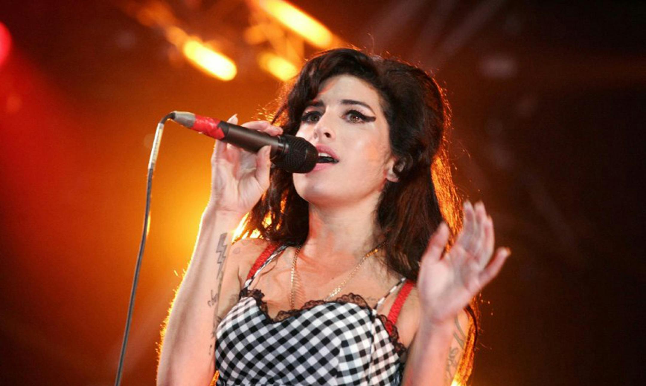 Still of Amy Winehouse in "Amy." (Handout) ORG XMIT: 1170440 ORG XMIT: MIN1507062304290032
