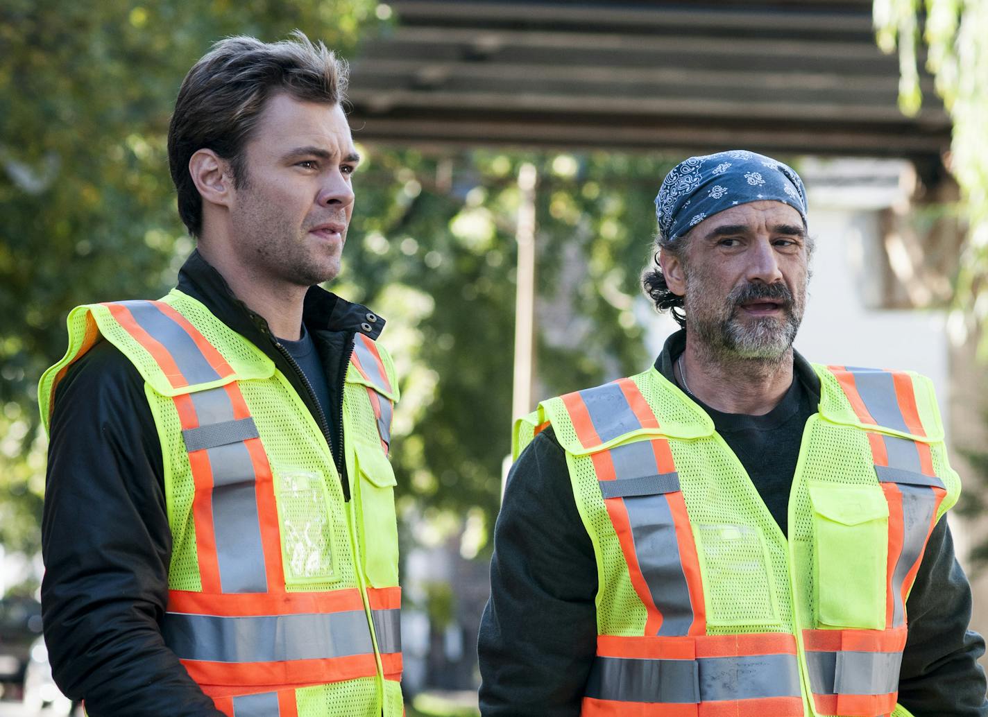 CHICAGO P.D. -- "Chin Check" Episode 103 -- Pictured: (l-r) Patrick Flueger as Adam Ruzek, Elias Koteas as Alvin Olinksy -- (Photo by: Matt Dinerstein/NBC) ORG XMIT: Season: 1