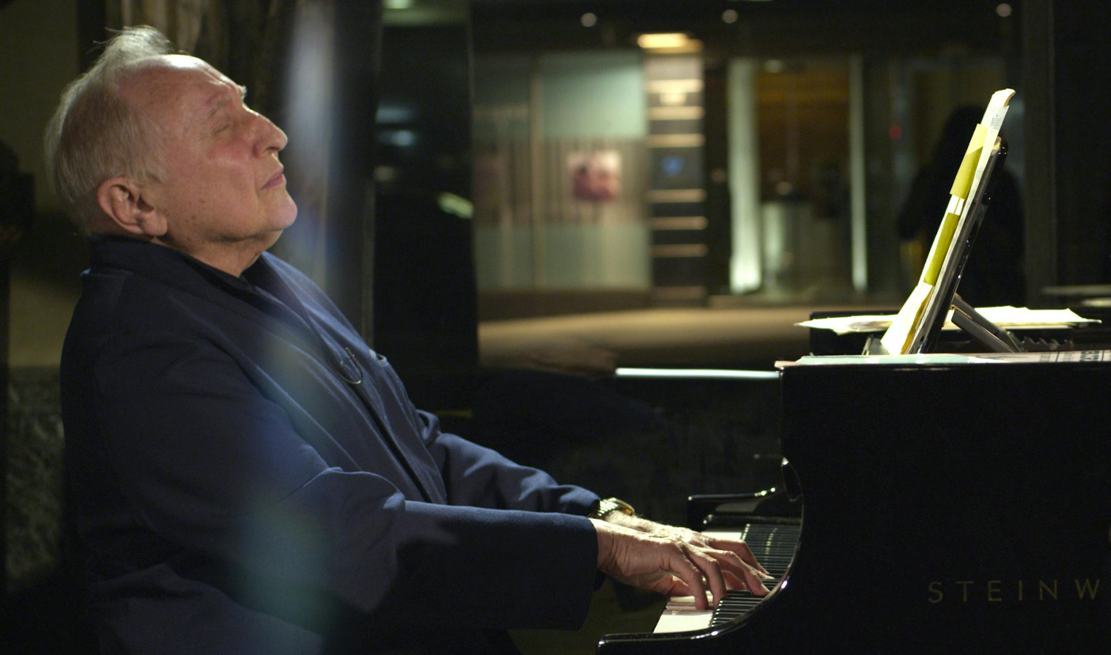 Seymour Bernstein in Ethan Hawkeís SEYMOUR: AN INTRODUCTION. Courtesy of Ramsey Fendall. Copyright Risk Love LLC. A Sundance Selects release.