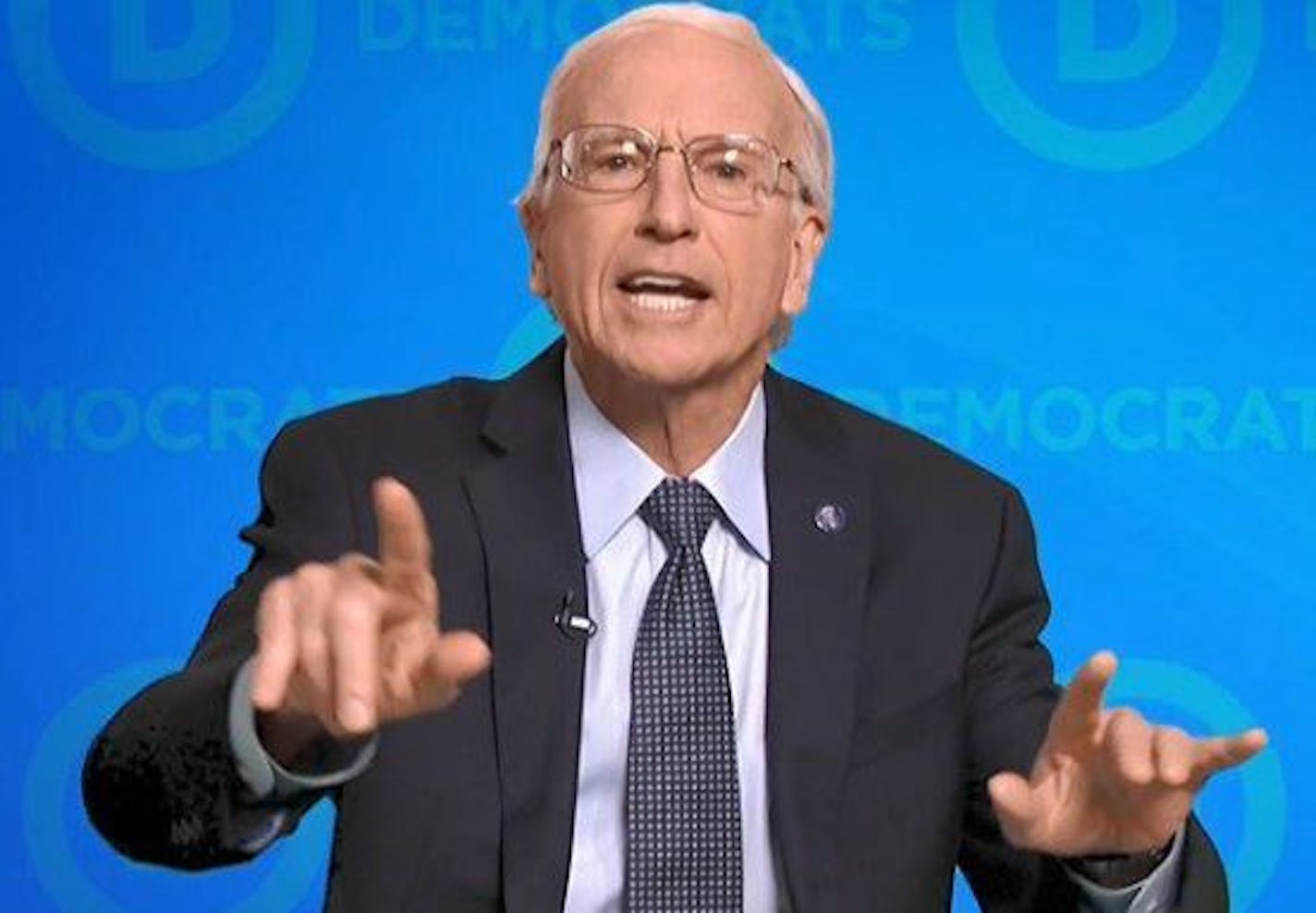 Not only did Larry David return to "Saturday Night Live," he made fun of his controversial joke about concentration camps, too.