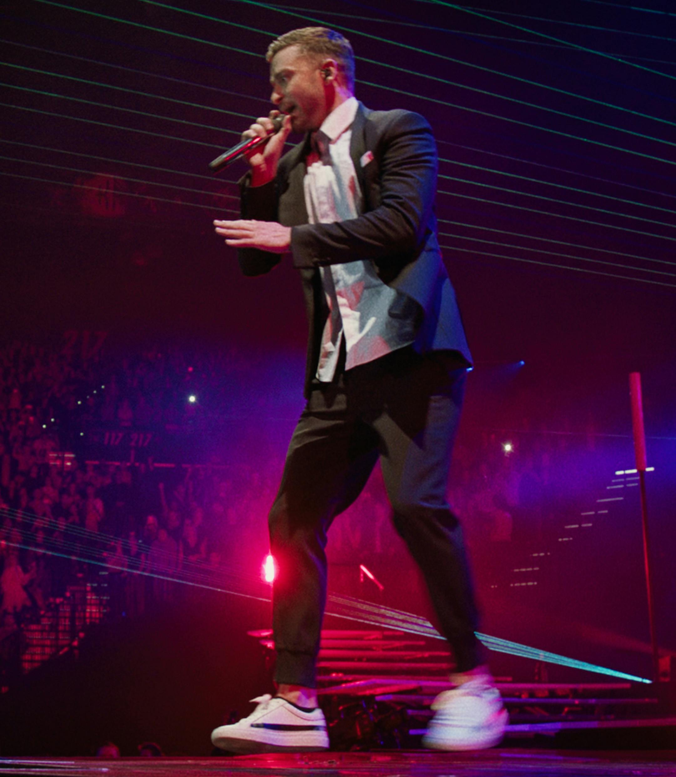 Justin Timberlake and the Tennessee Kids