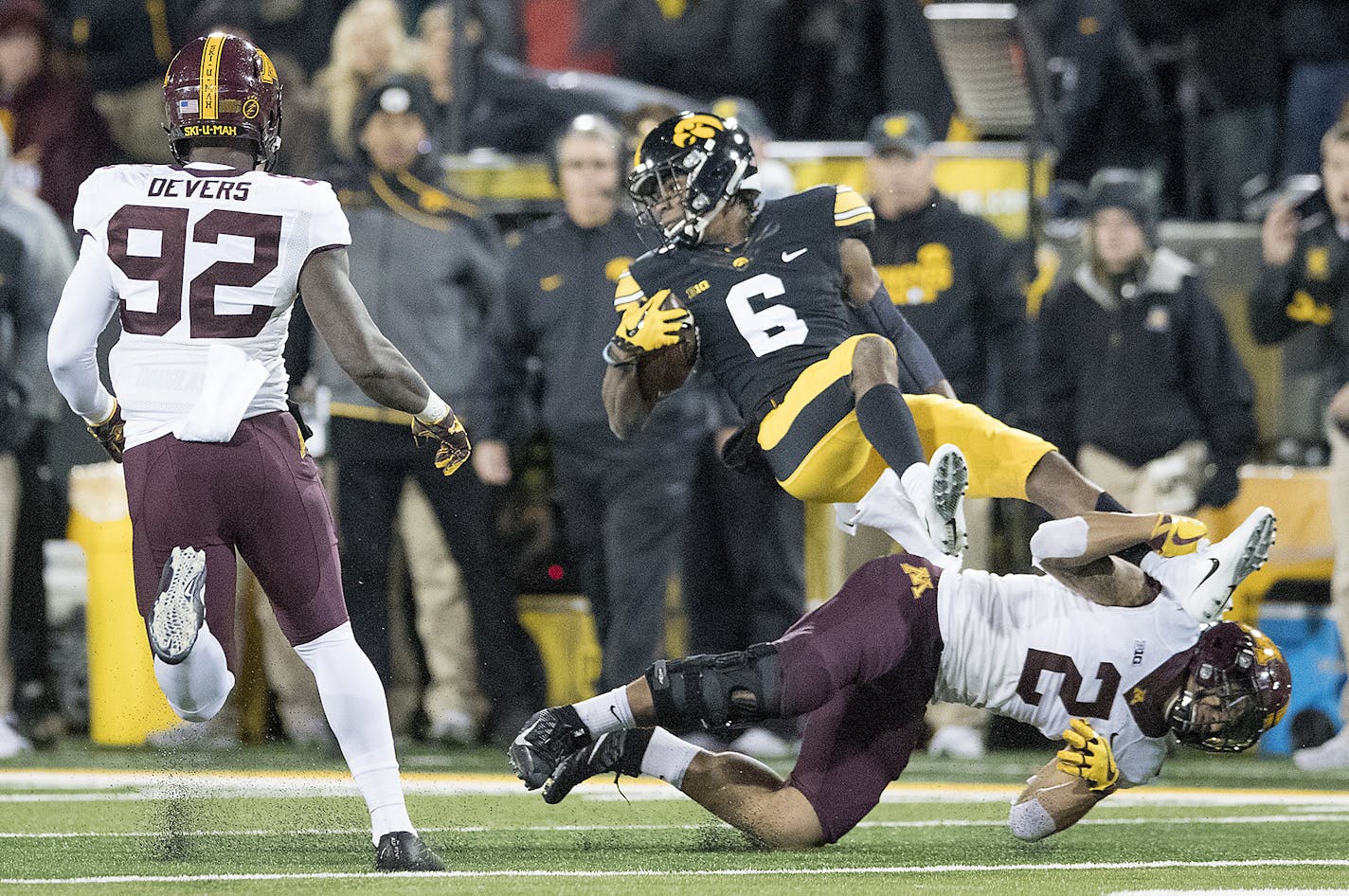 Minnesota's defensive back Jacob Huff stopped Iowa's wide receiver Ihmir Smith-Marsette during the second quarter as Minnesota took on the Iowa Hawkeyes at Kinnick Stadium, Saturday, October 28, 2017 in Iowa City, IA. ] ELIZABETH FLORES &#xef; liz.flores@startribune.com