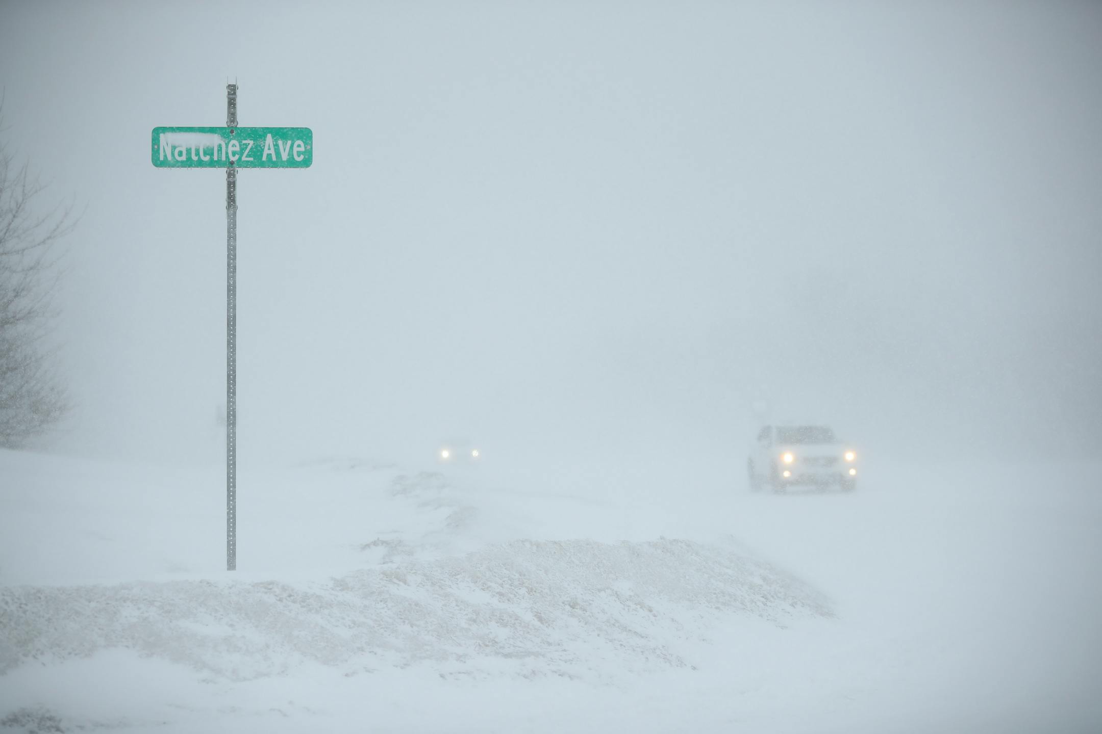 Cars were moving slowly eastbound on 185th St. E. at Natchez Avenue.