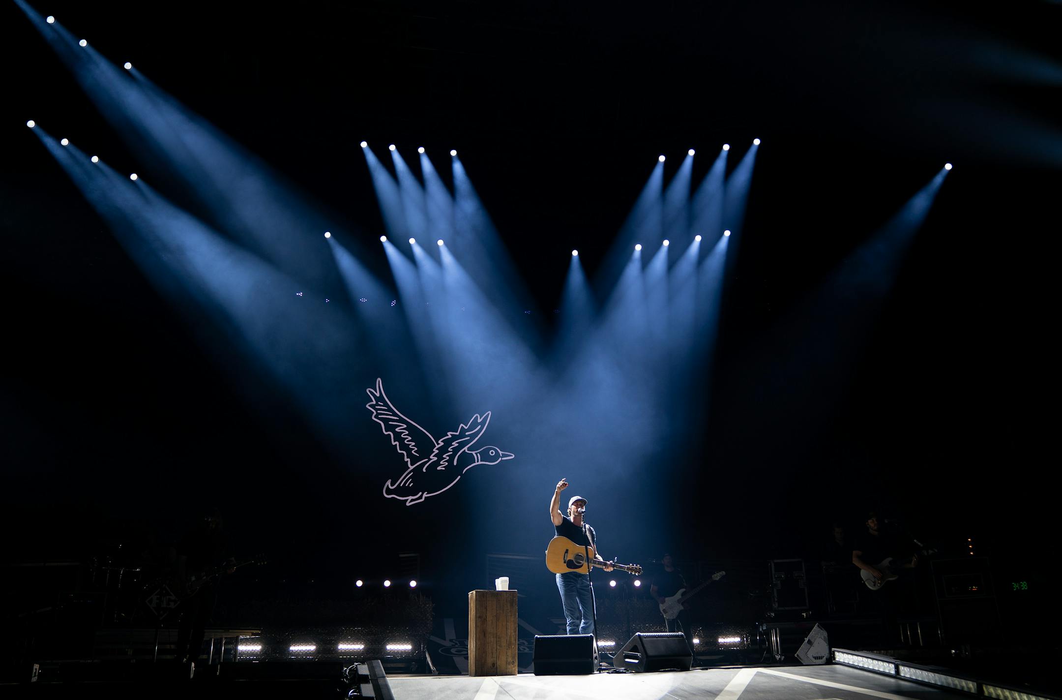 Riley Green opens for Luke Combs at U.S. Bank Stadium.
